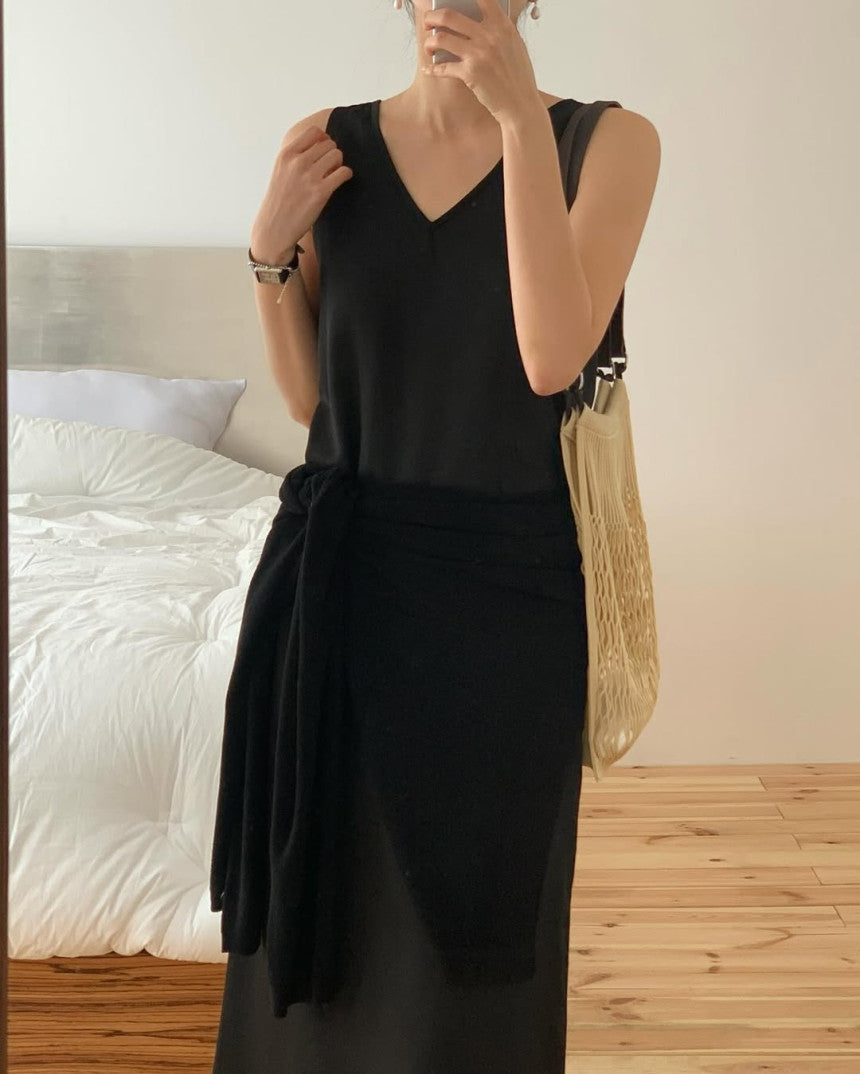 Ridge v-neck back string onepiece