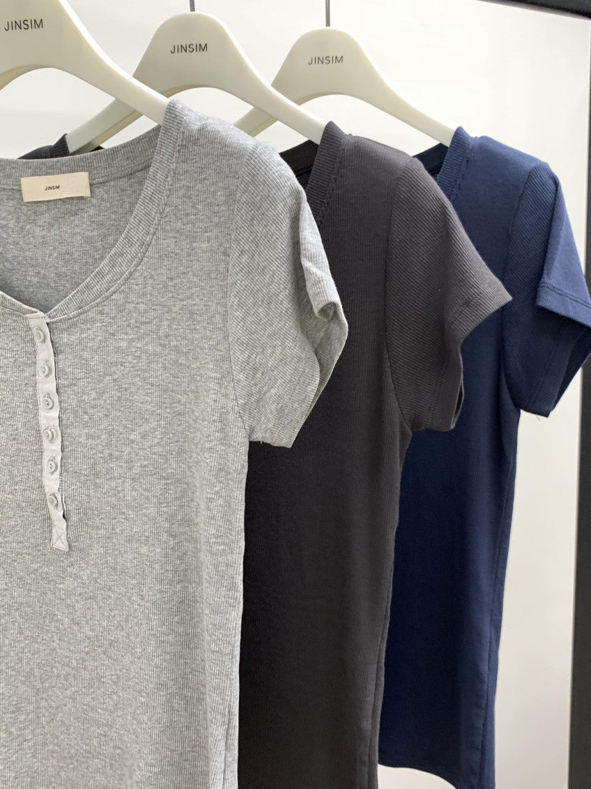 Airy button T-4col