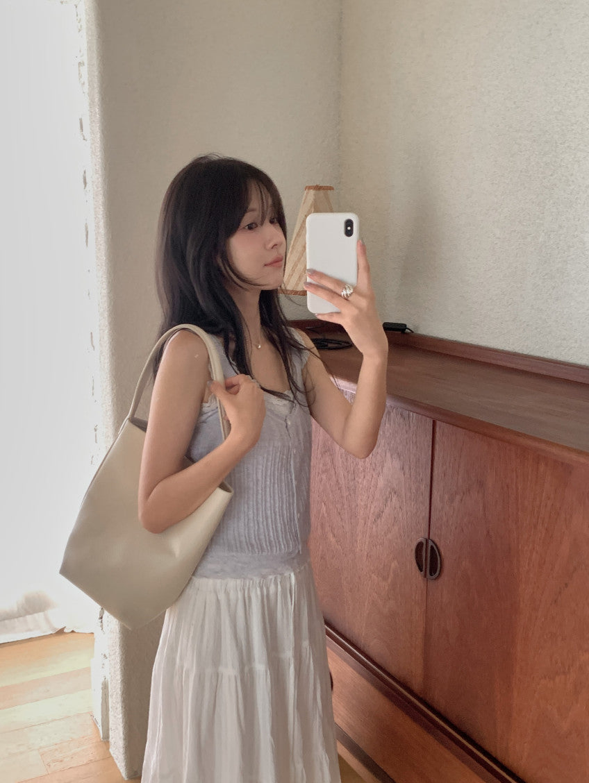 living sleeveless-3col