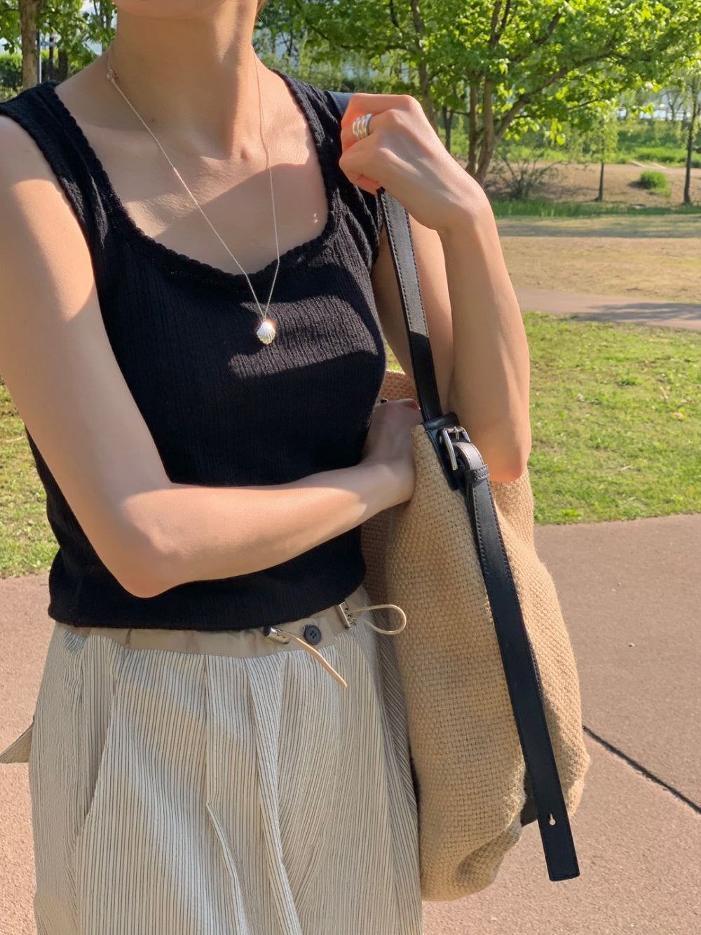 leav sleeveless-2col