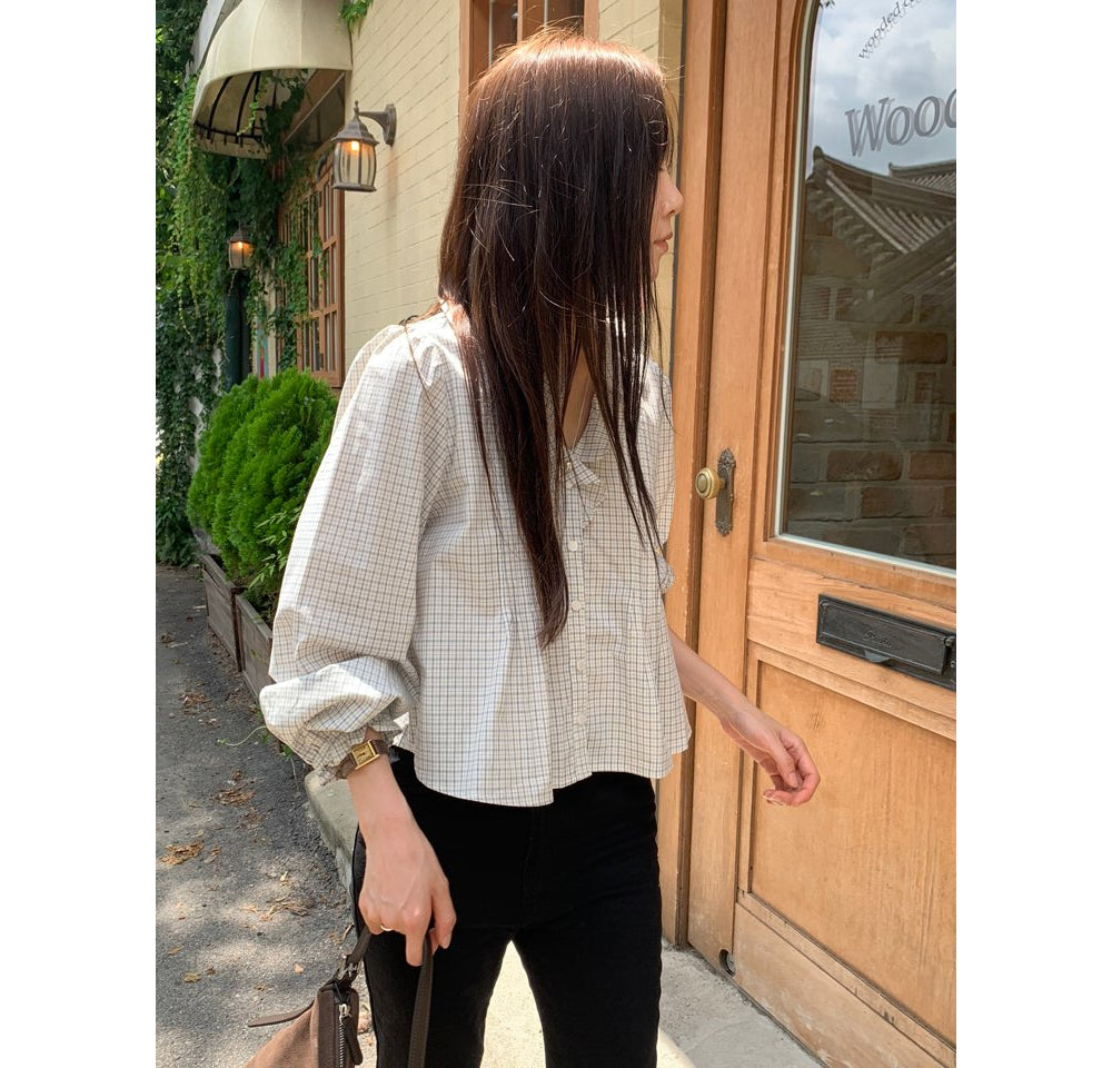 Moai Blouse-2col