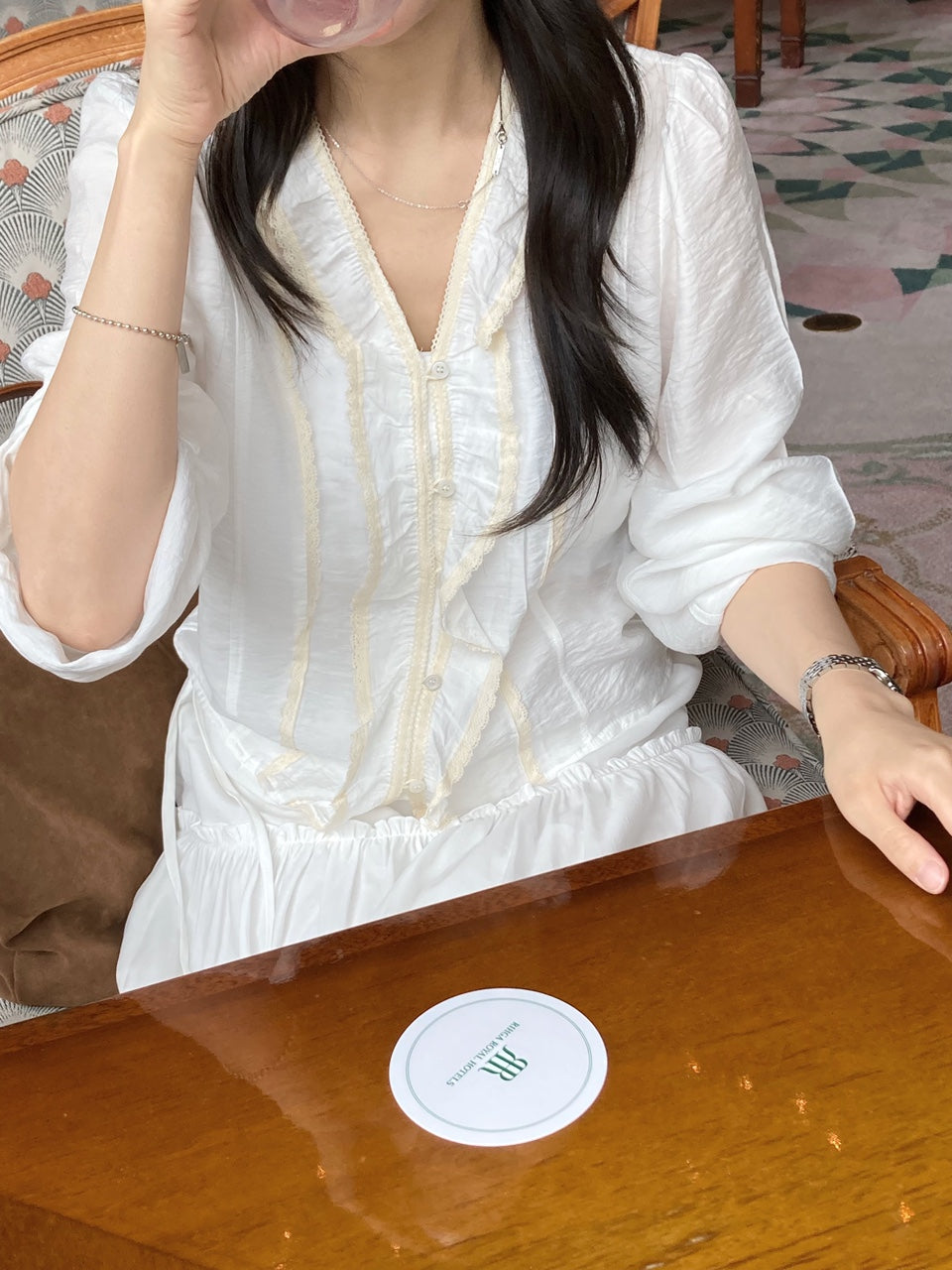 noil lace blouse-2col