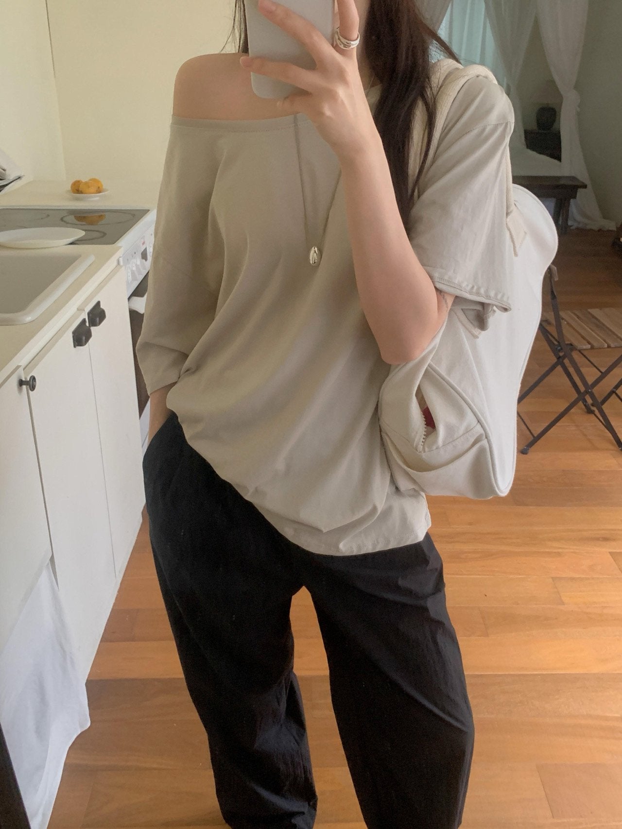 Off-shoulder T-4col