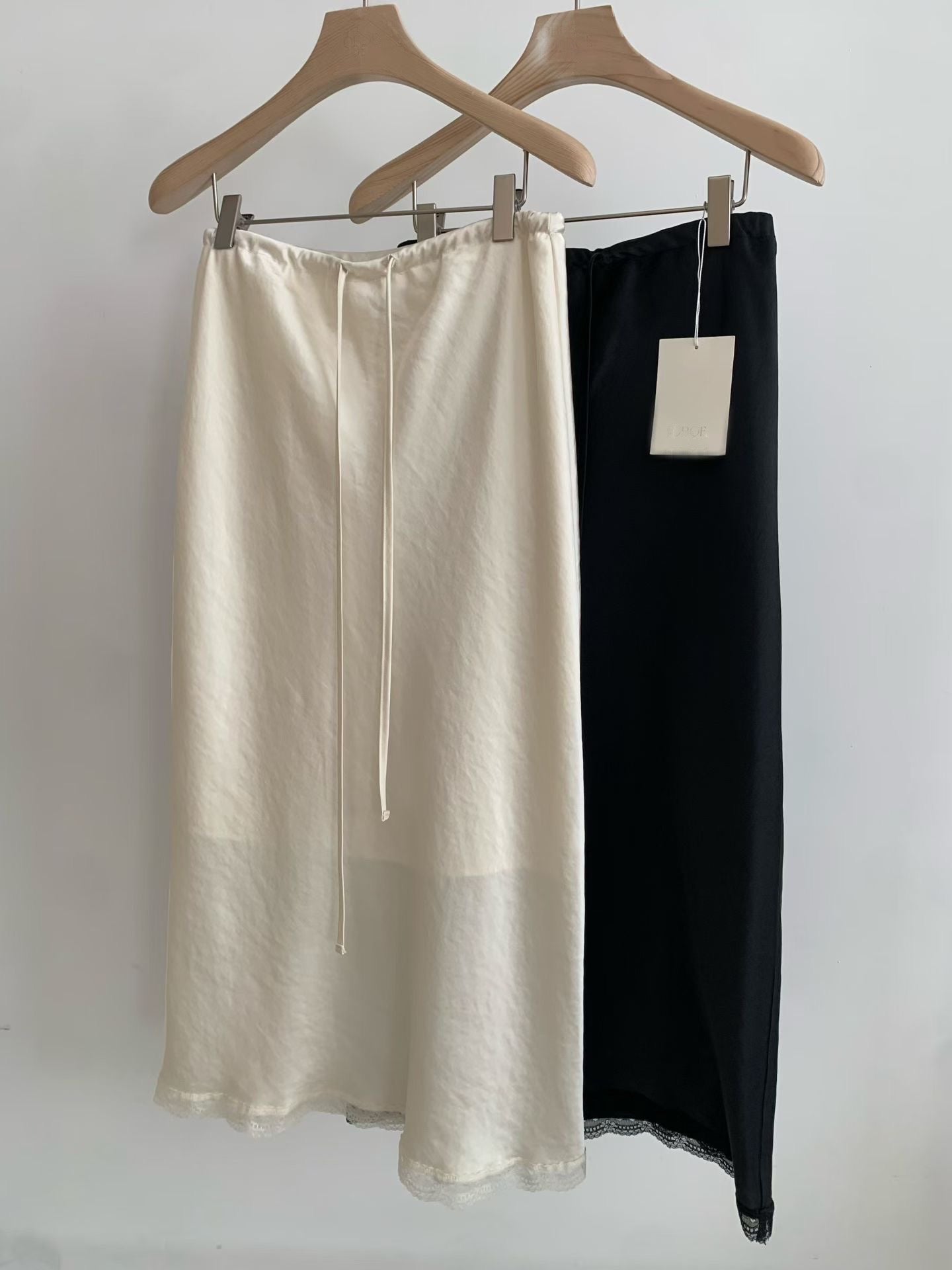 Mori lace satin skirt-2col
