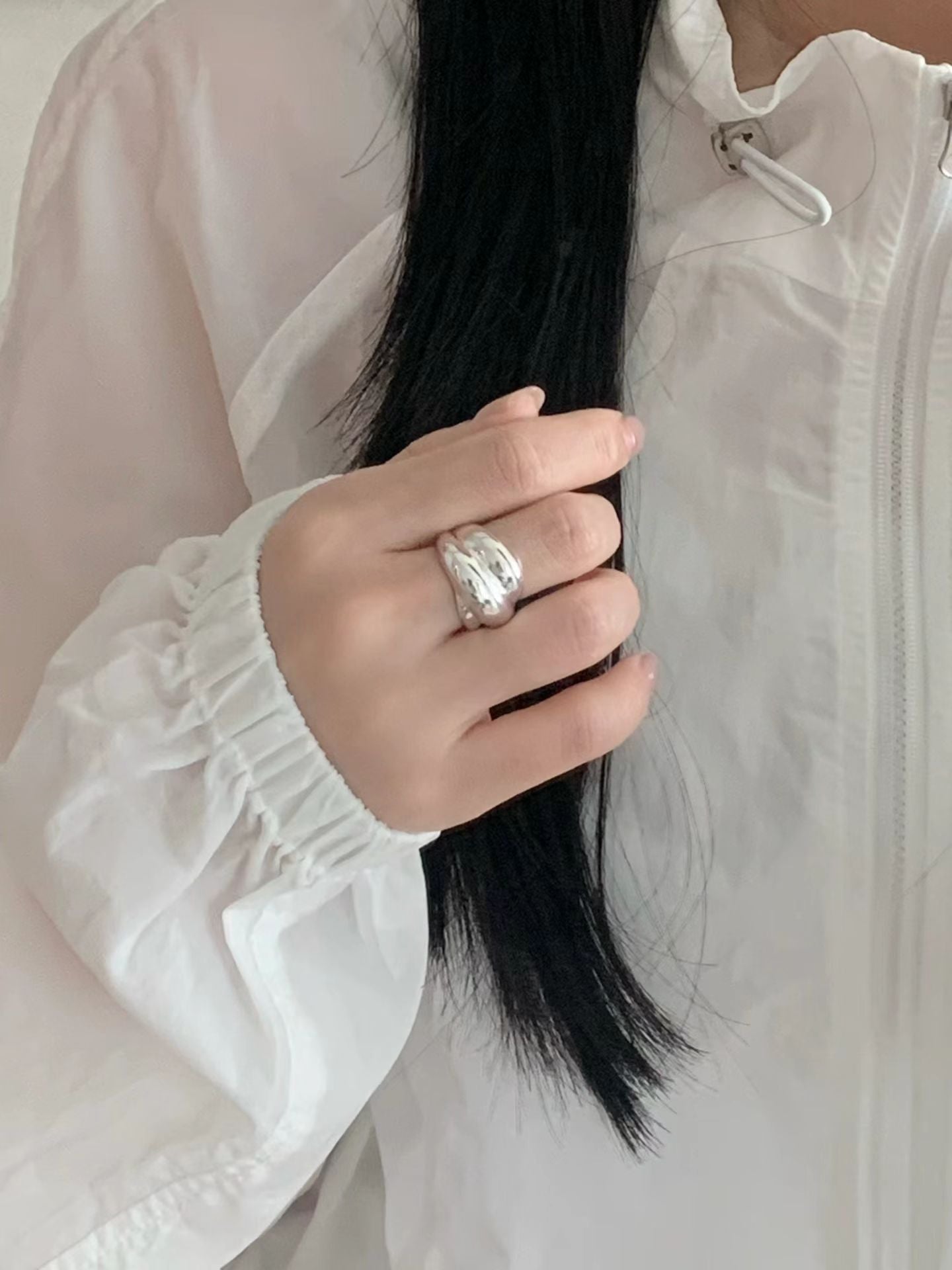 Bold Curve Opening Ring