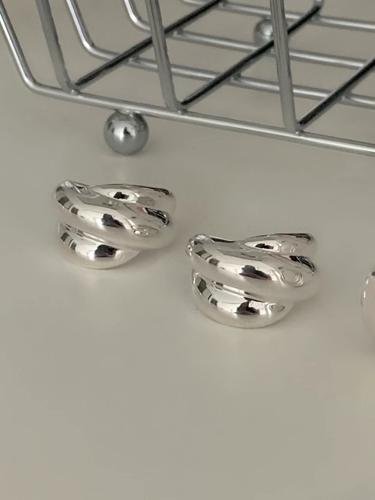 Bold Curve Opening Ring