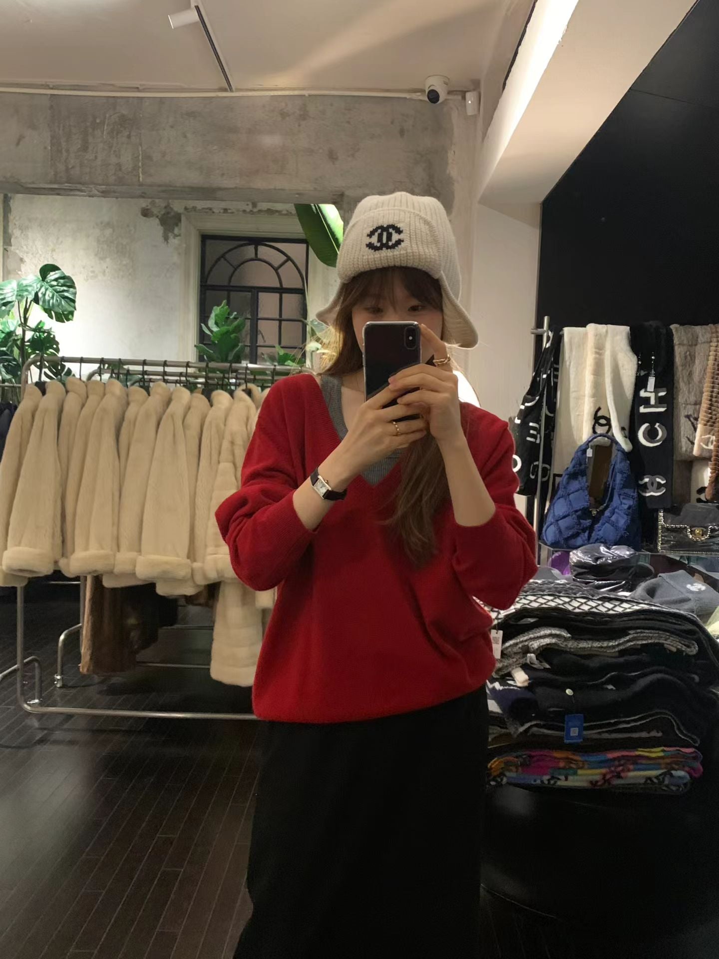 Ounce lage deep V-neck knit-3col