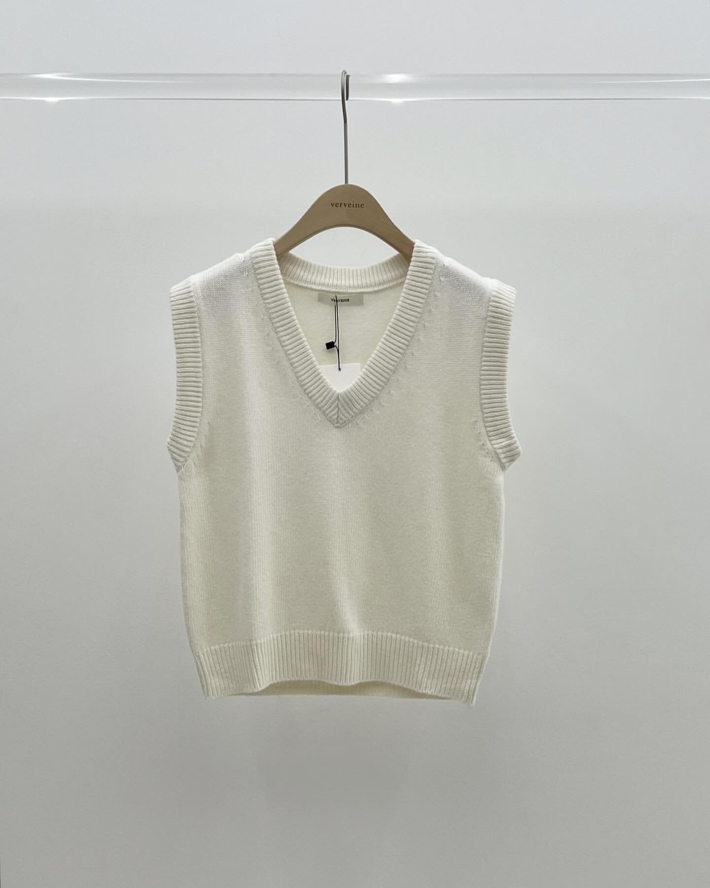 Dover cashmere V-neck knit vest