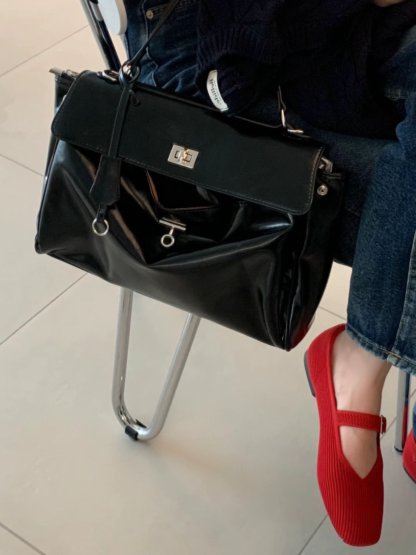 black square shoulder bag
