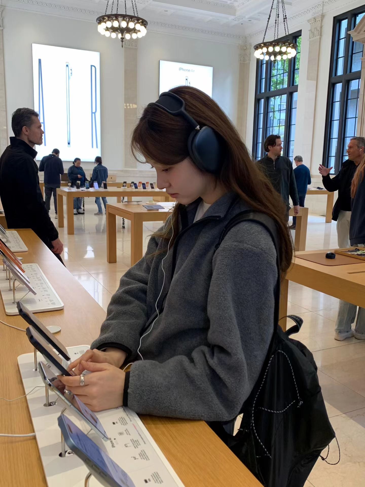 Ounce snug fleece zip up jumper-2col