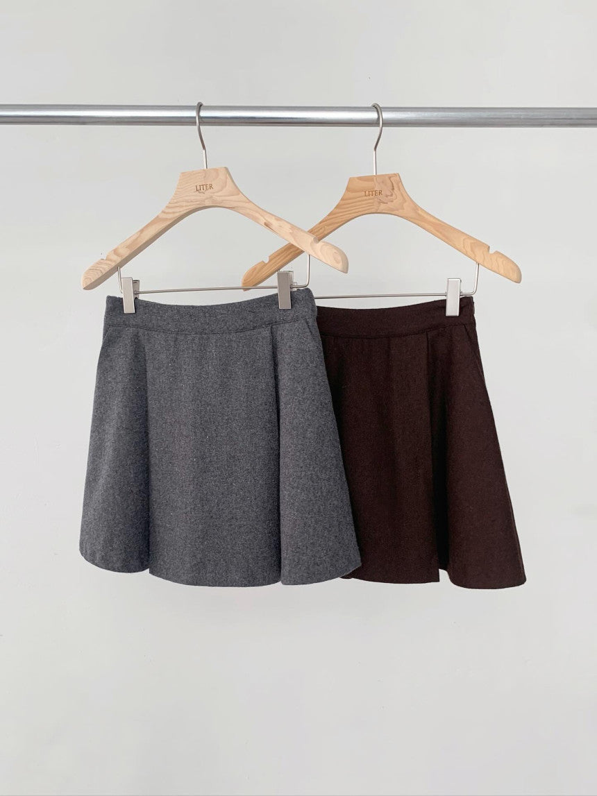 liter kelly wool boucle skirt-2col