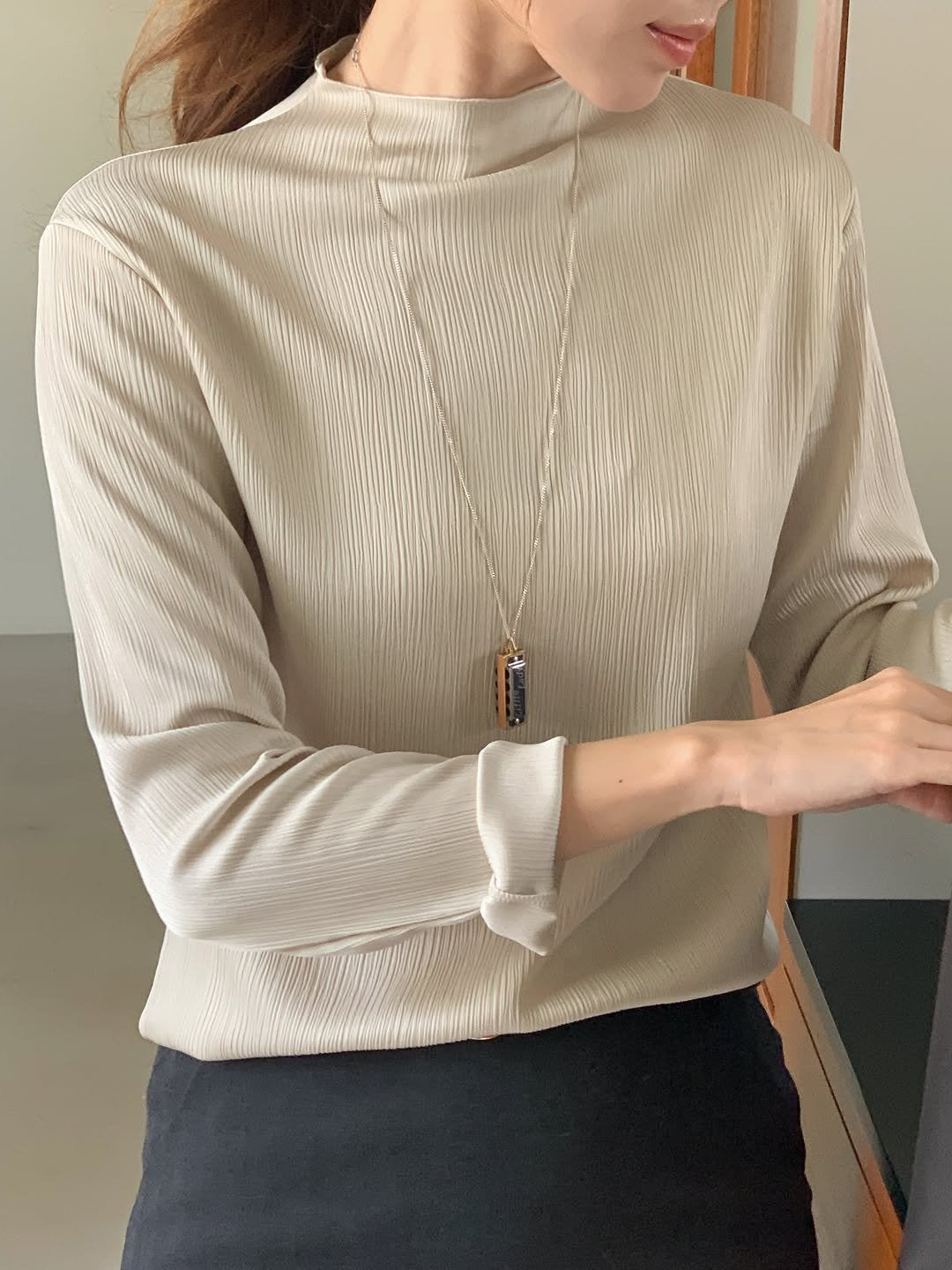 Roy pleats soft high neck top-3col