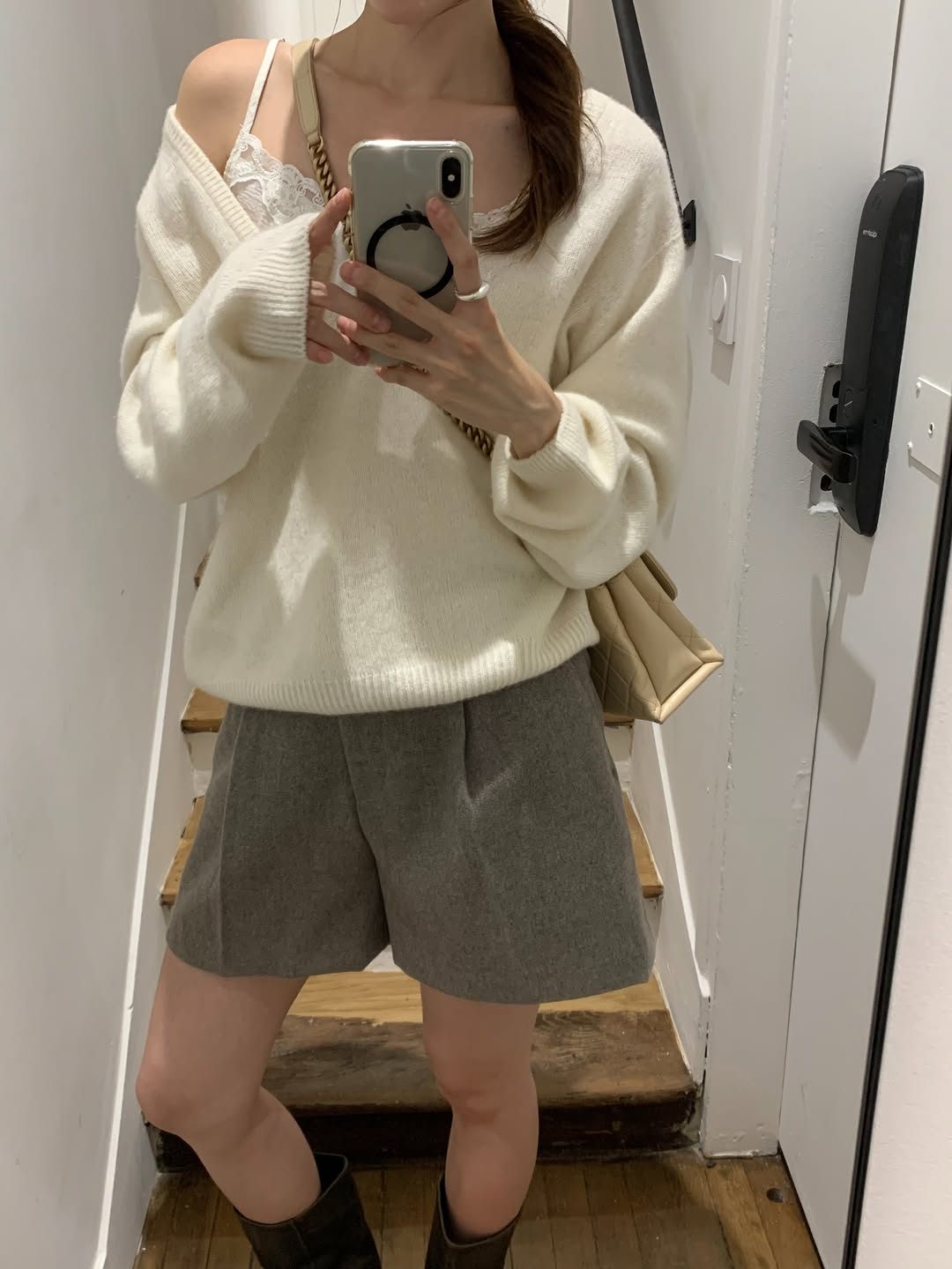 Celine cashmere wholegarment deep V-neck knit-3col