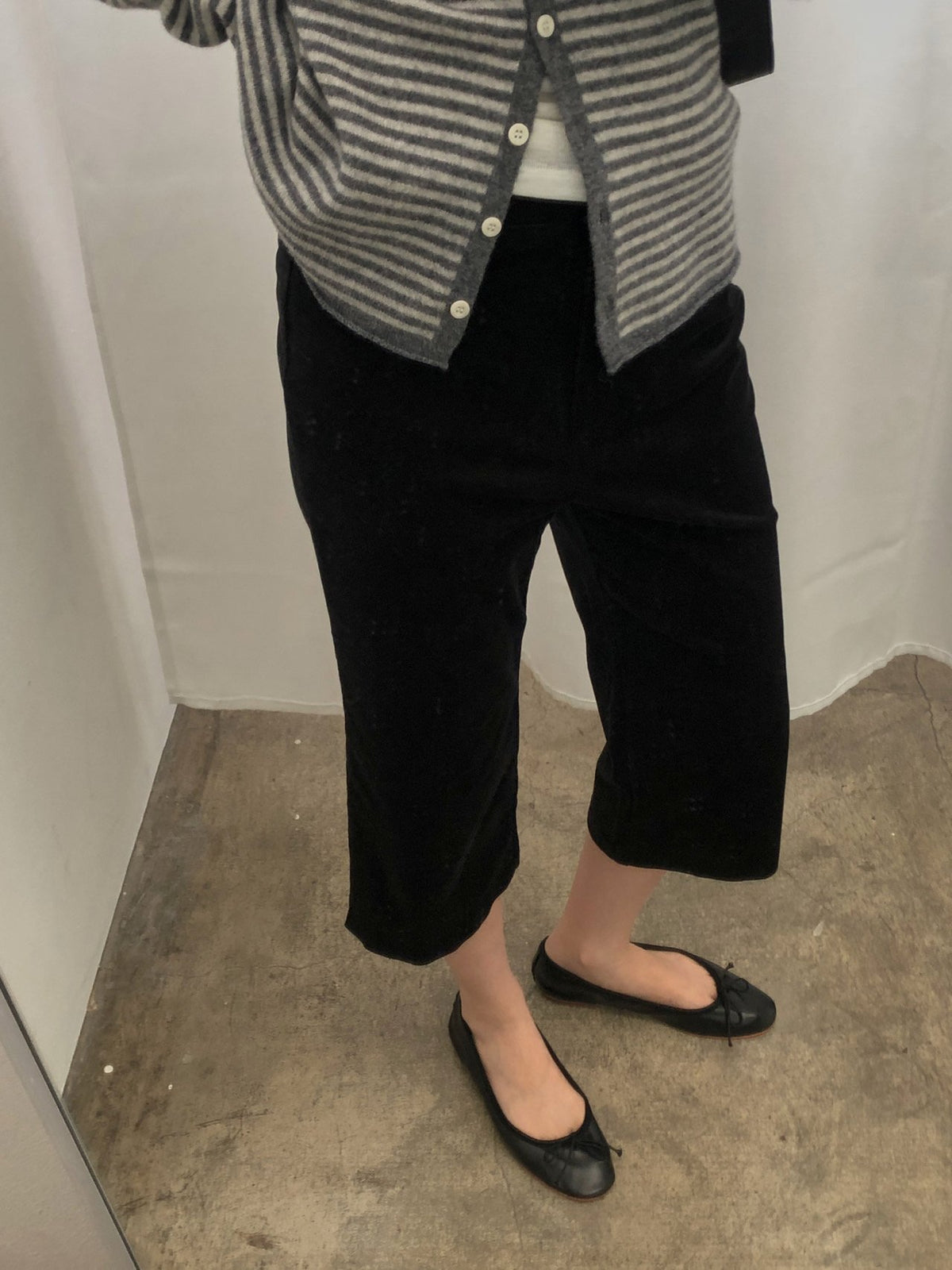 velvet capri pants