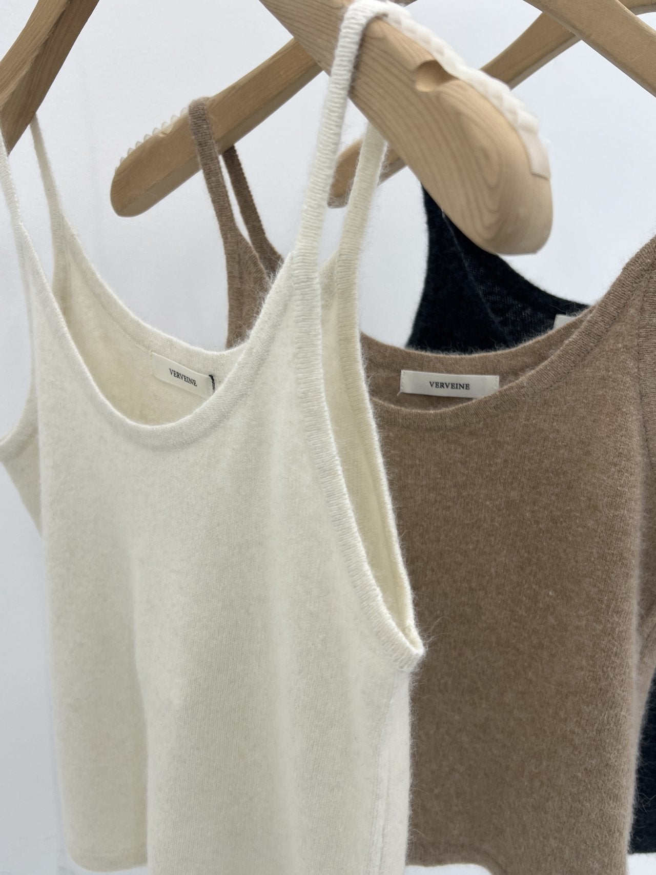 Luna raccoon knit sleeveless-3col