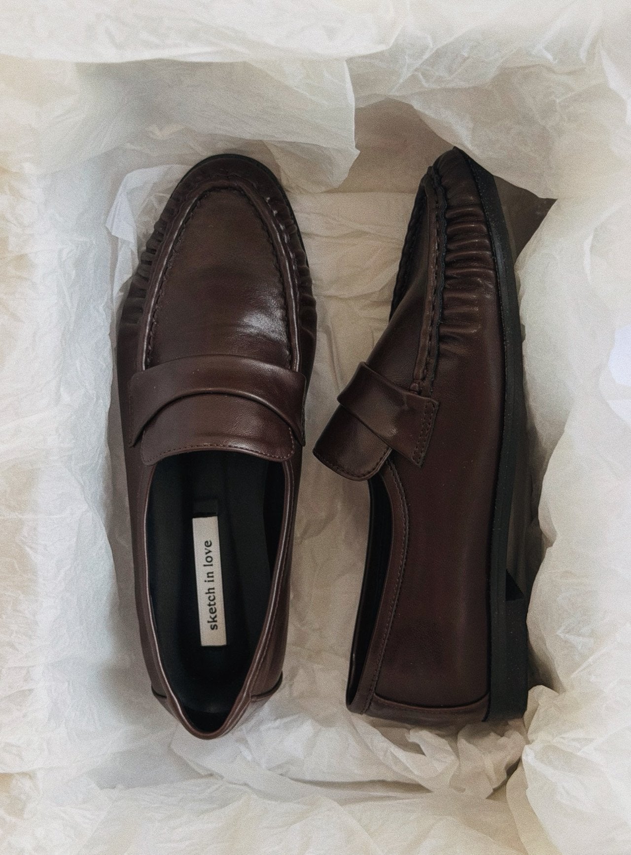Classic Shirring Loafer