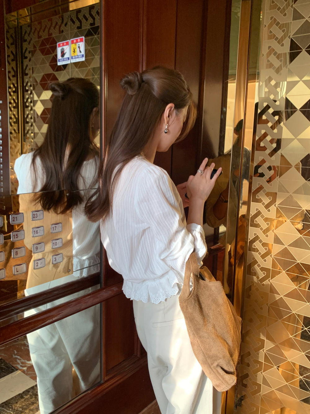 Chiu blouse
