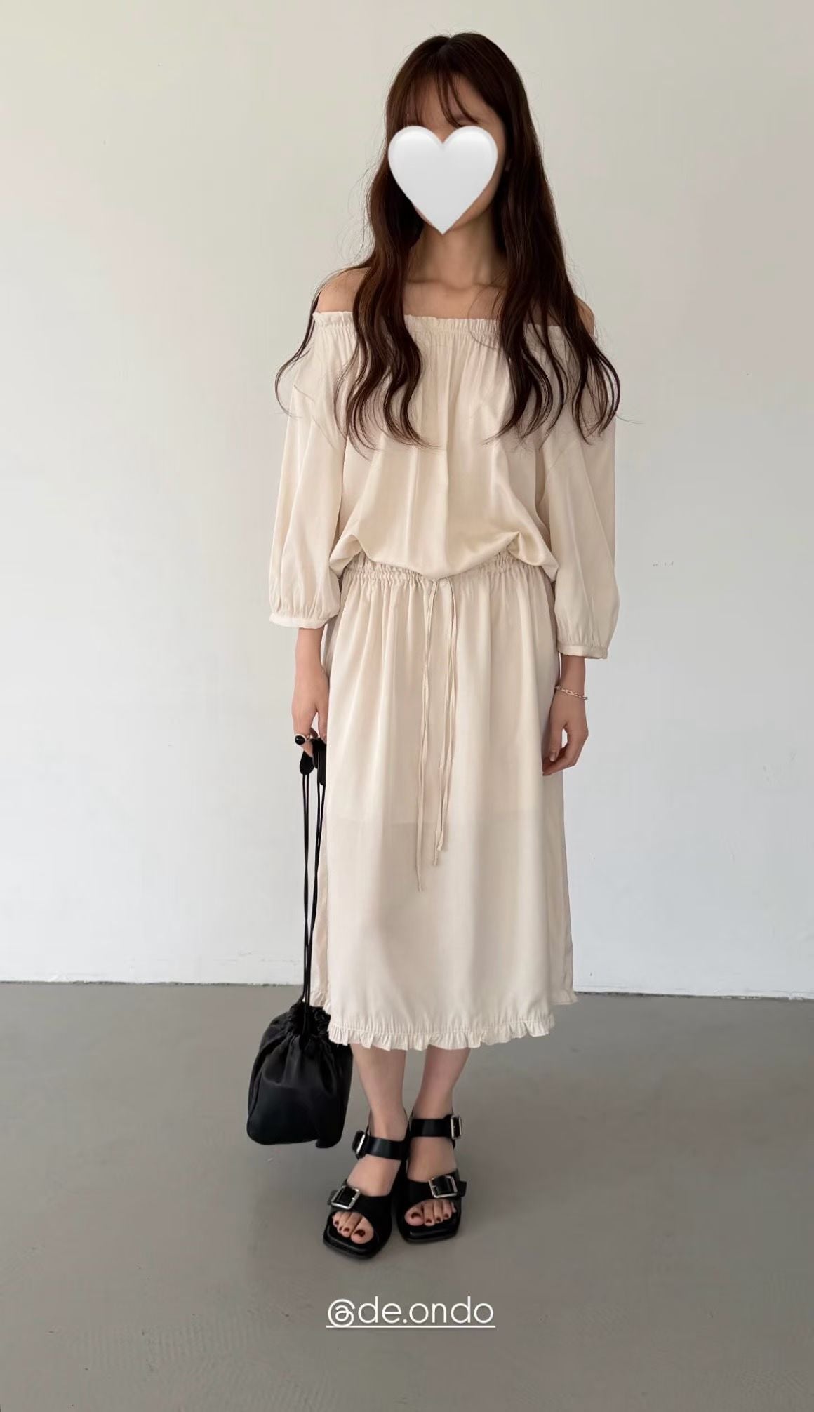 deondo frill tunnel onepiece-3col