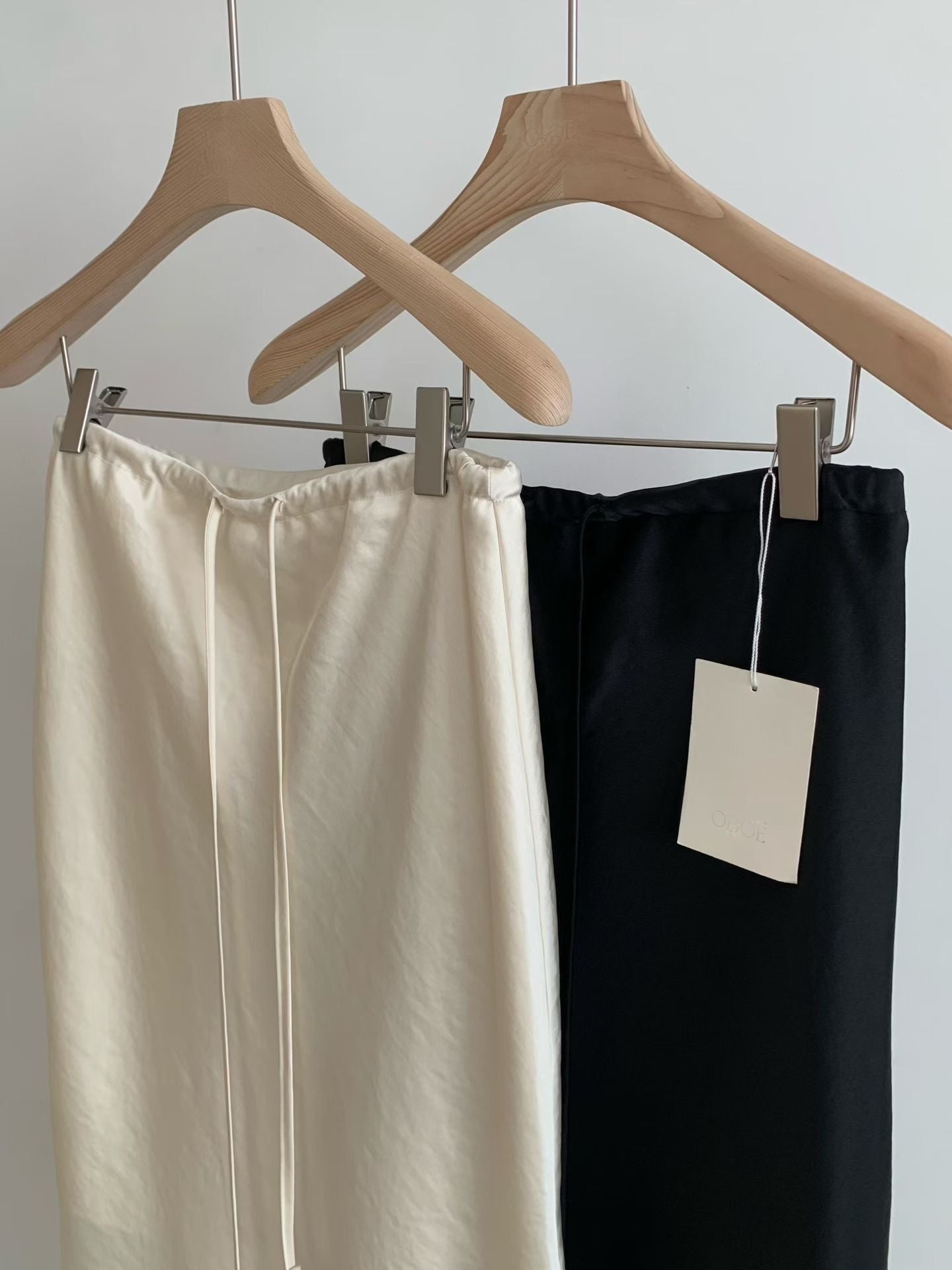 Mori lace satin skirt-2col