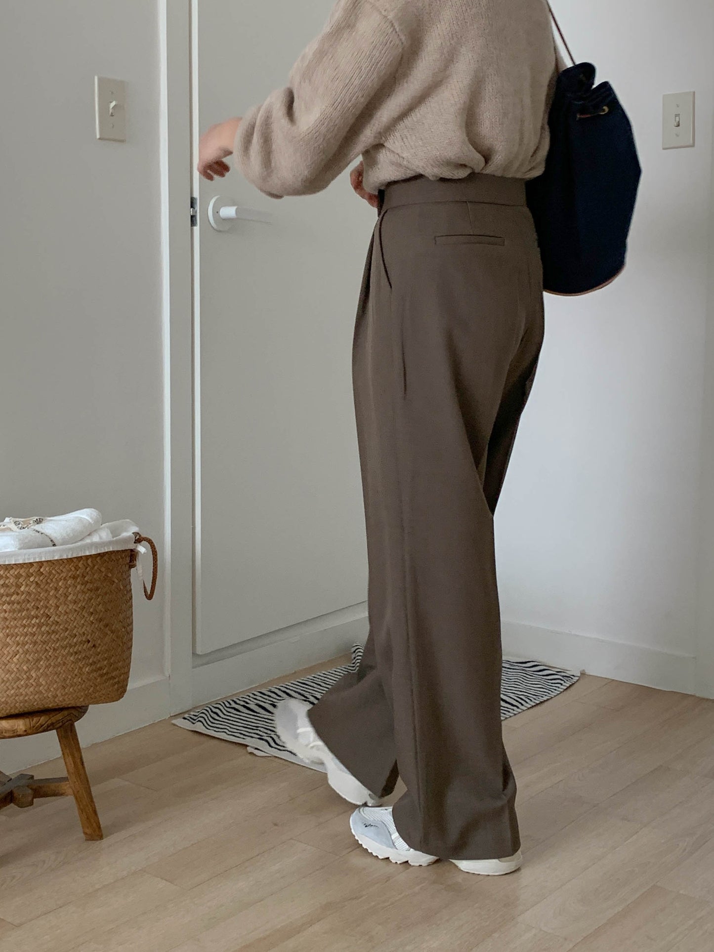 Fw one pintuck semi-wide slacks-3col ショート丈あり