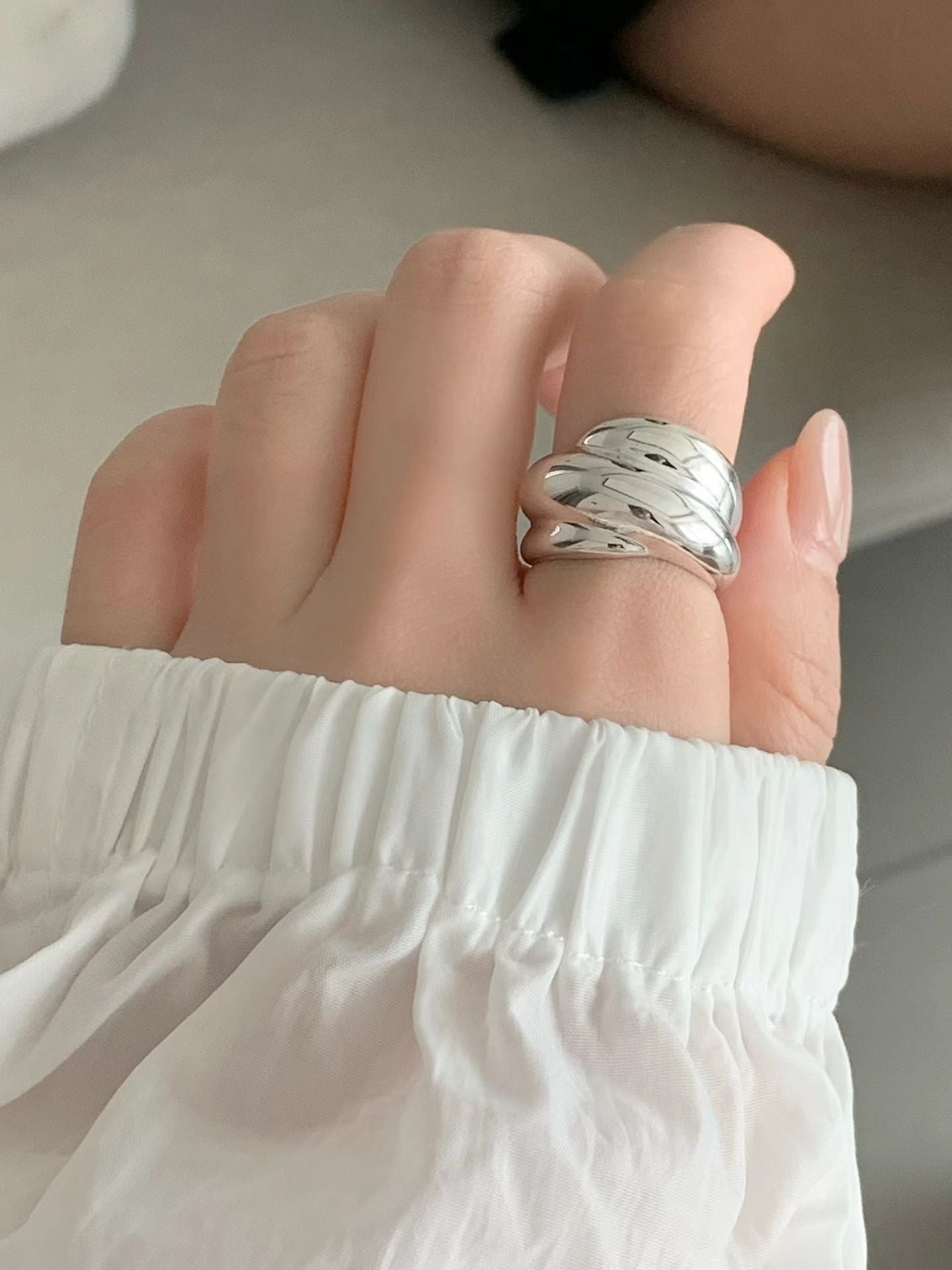 Bold Curve Opening Ring