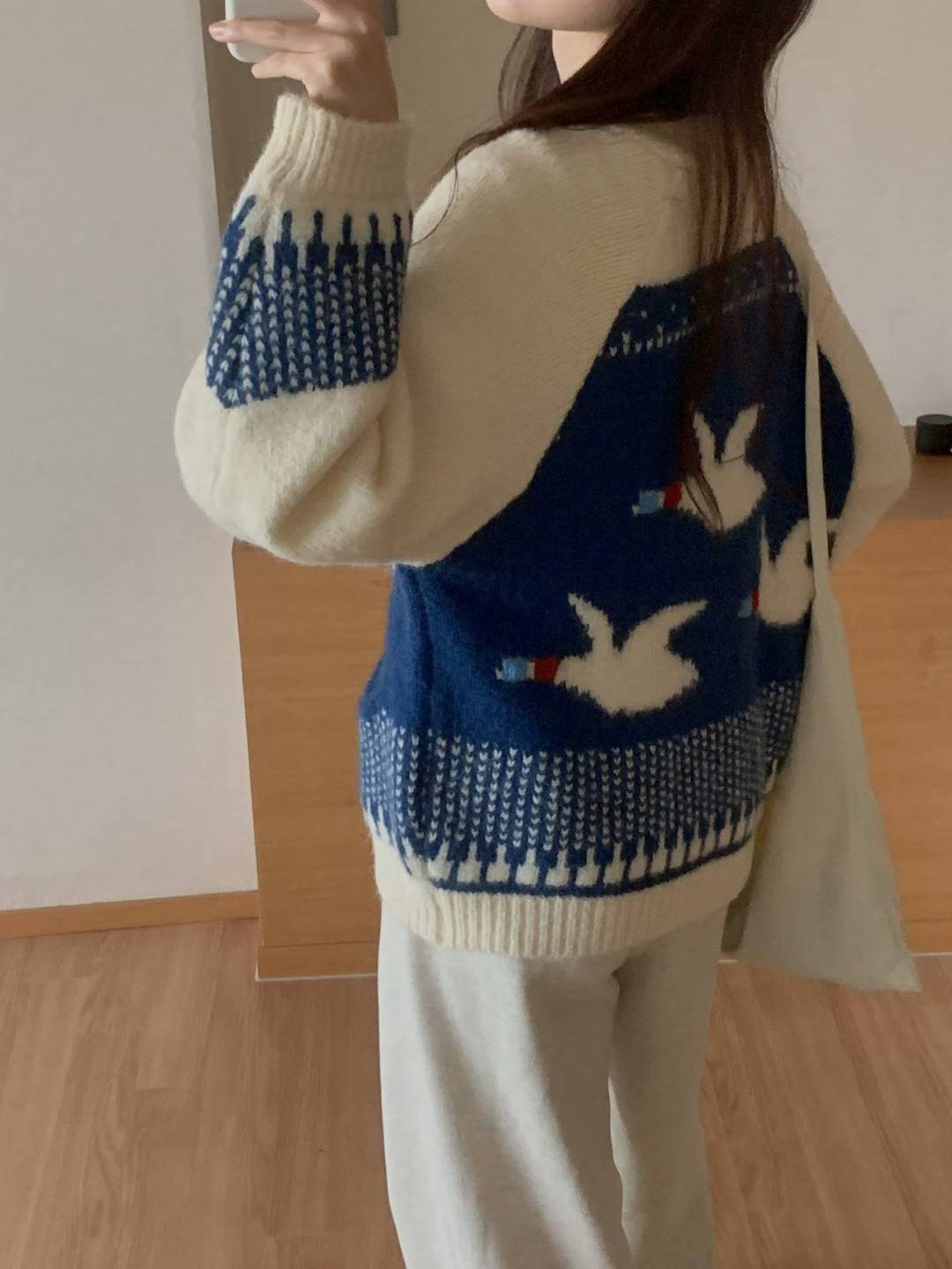 Kowechan cardigan
