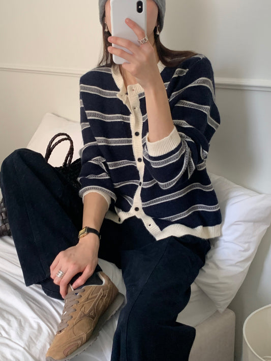 cookie cardigan-3col