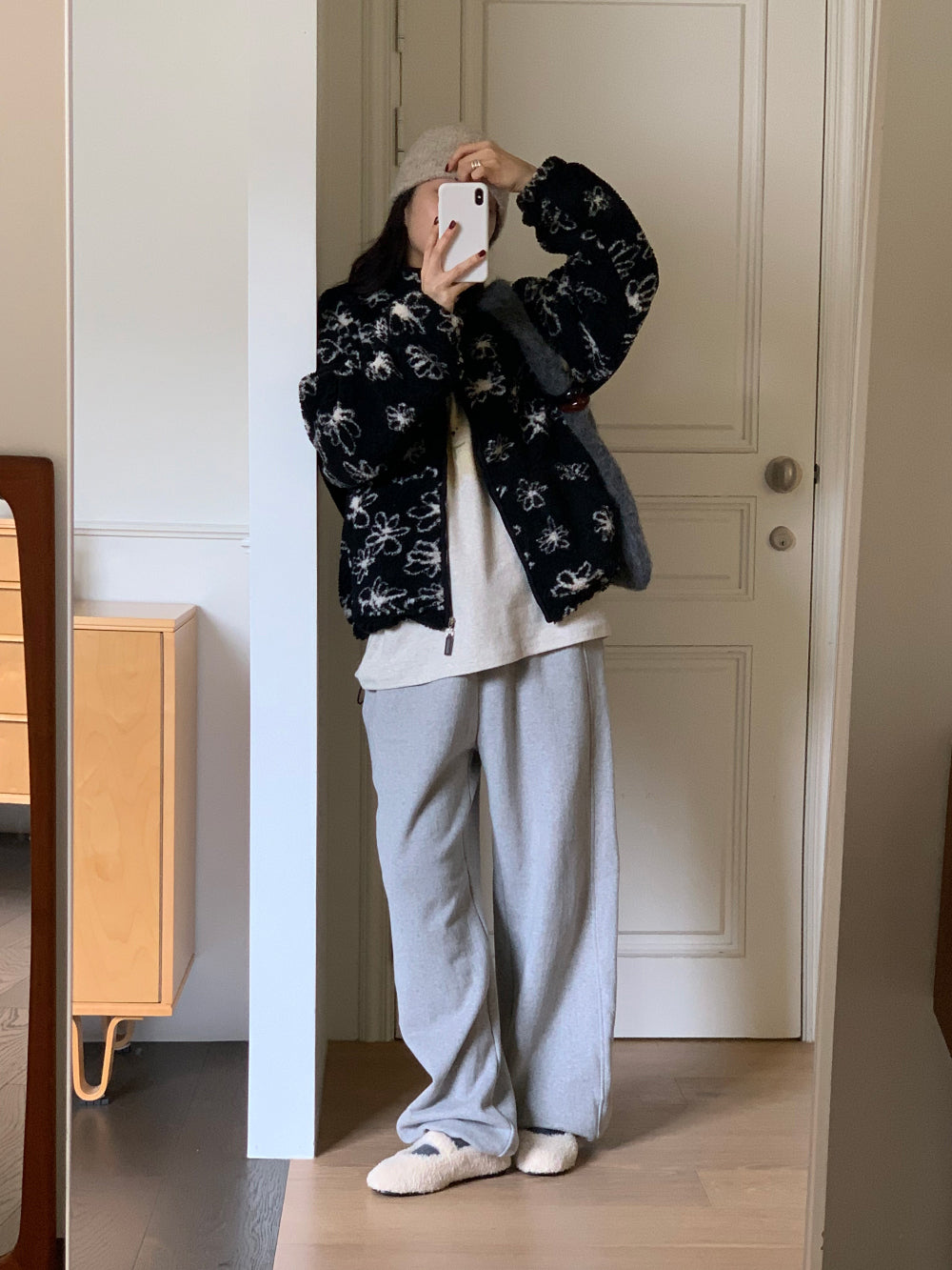 rosy flower jumper-2col