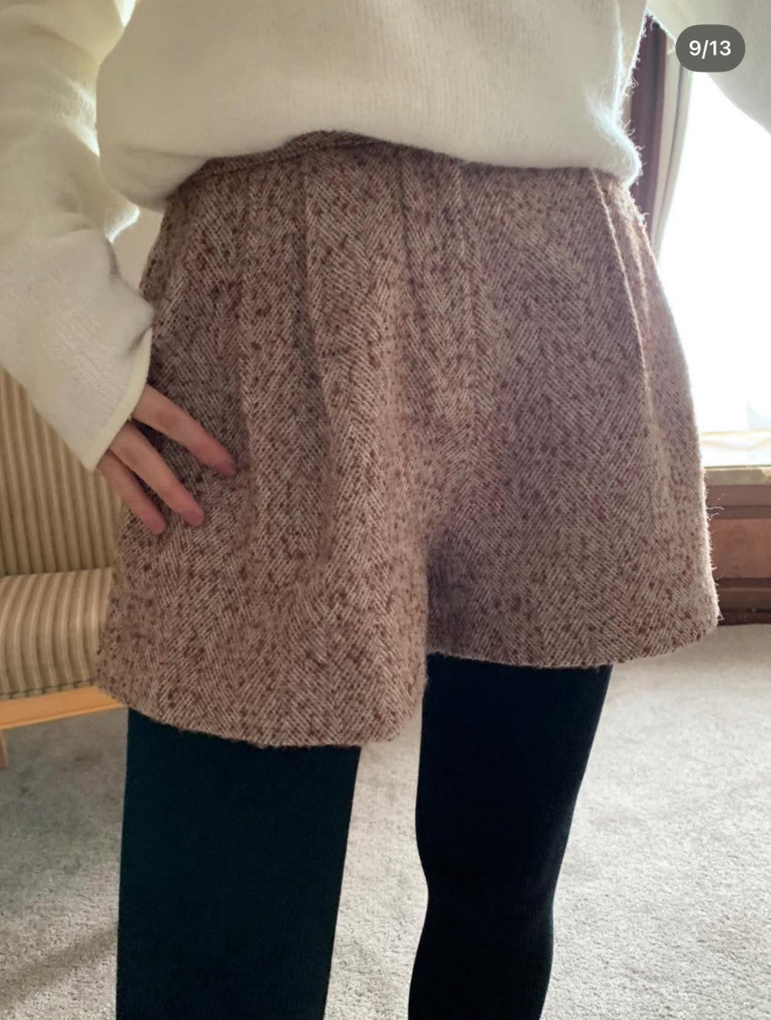 Return tweed shorts-2col