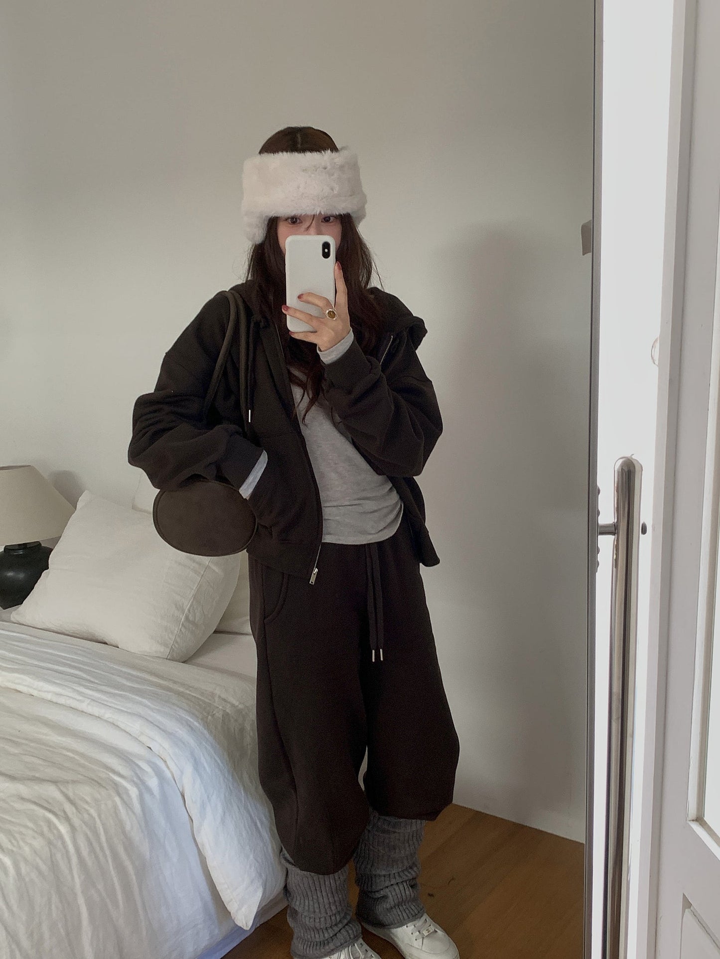 Essential gimo hood zip-up&pants&skirt-3col