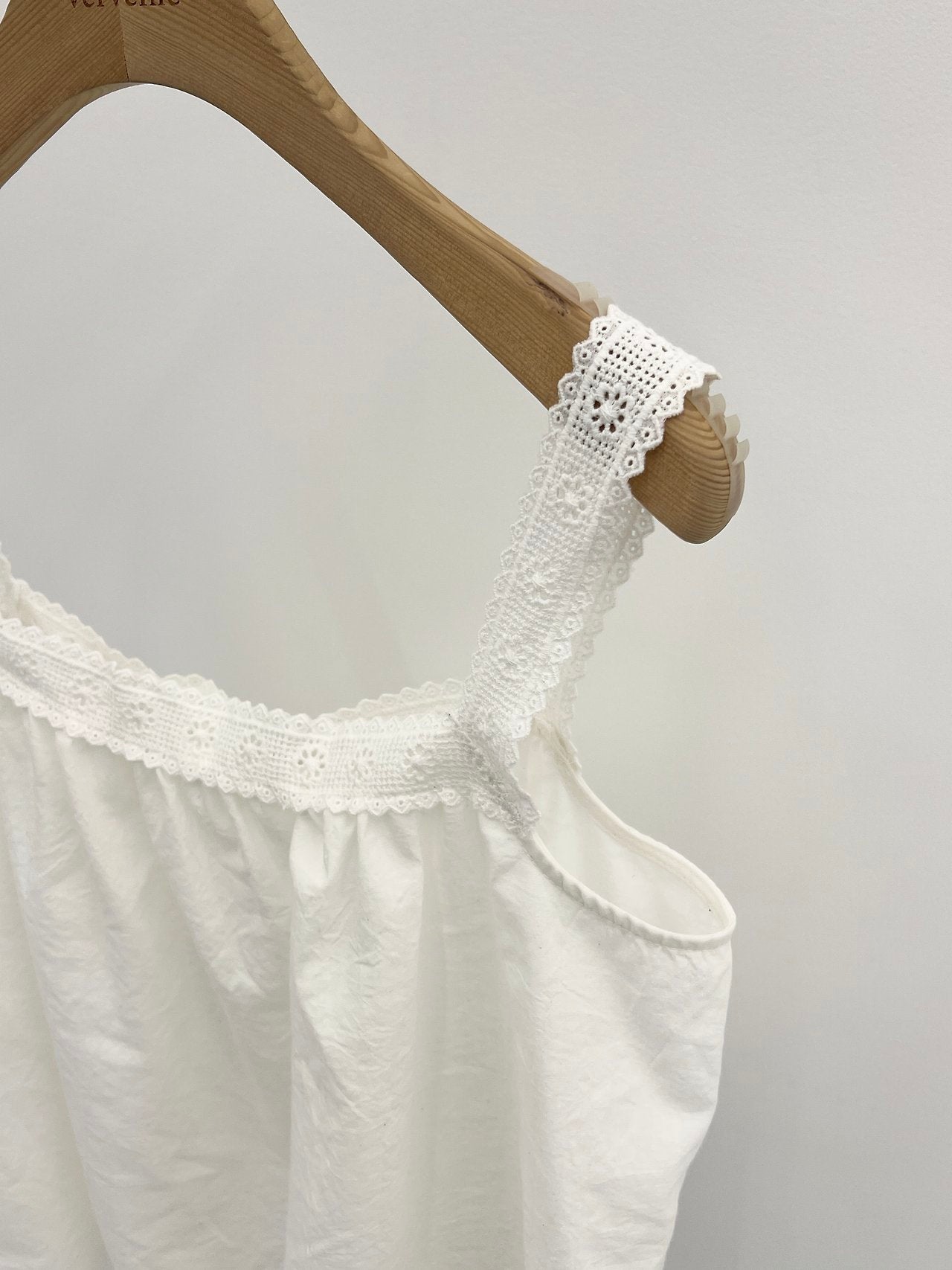 Lumi square neck lace sleeveless-3col