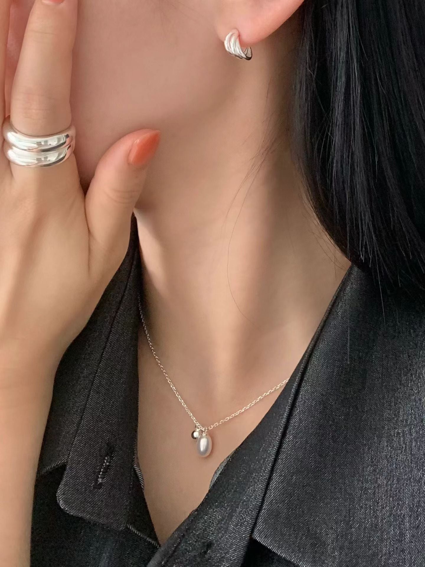 Silver Ball Pearl Necklace