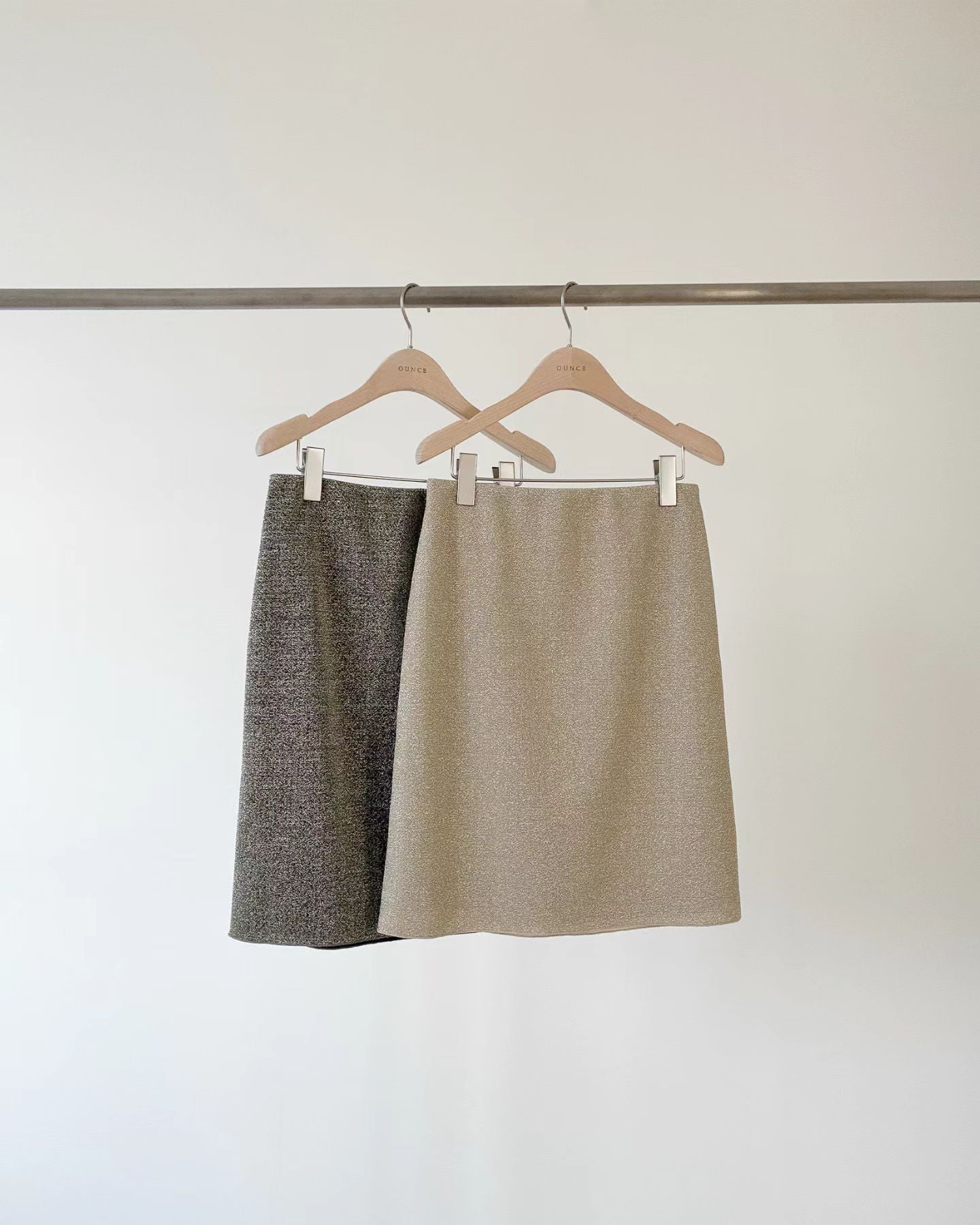 Ounce glitter banding skirt-2col