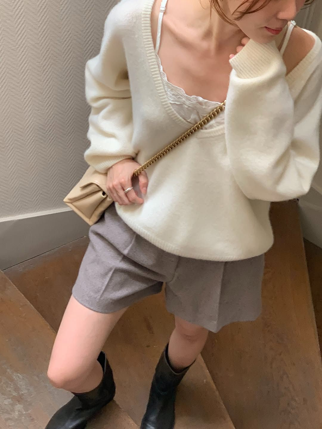 Celine cashmere wholegarment deep V-neck knit-3col