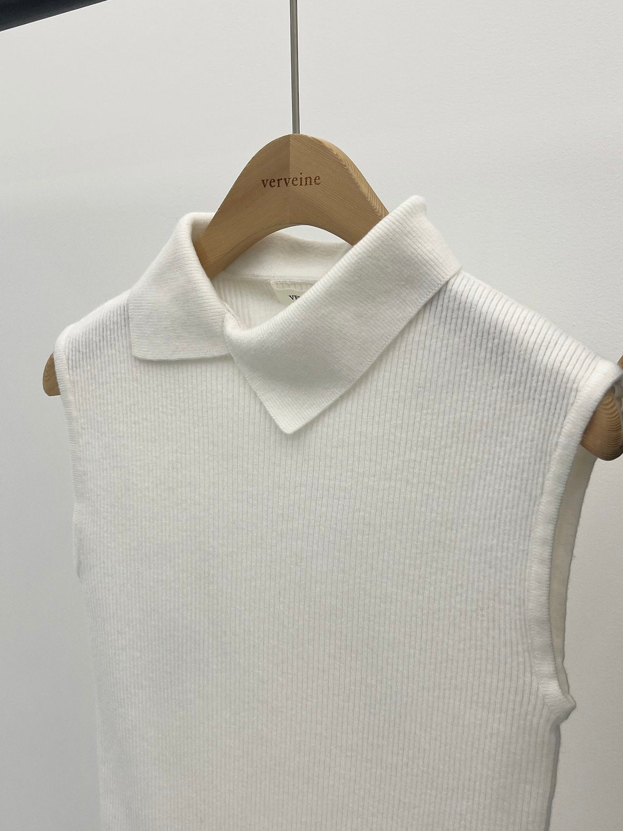 Chloe collar sleeveless knit-2col