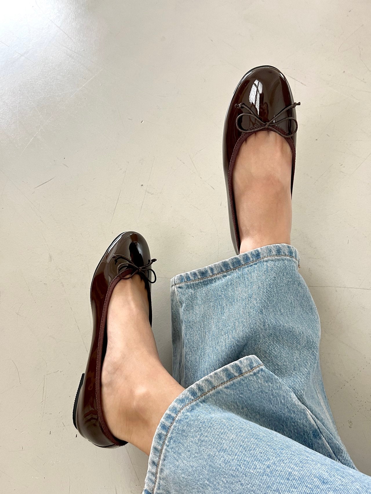 Enamel ribbon flats