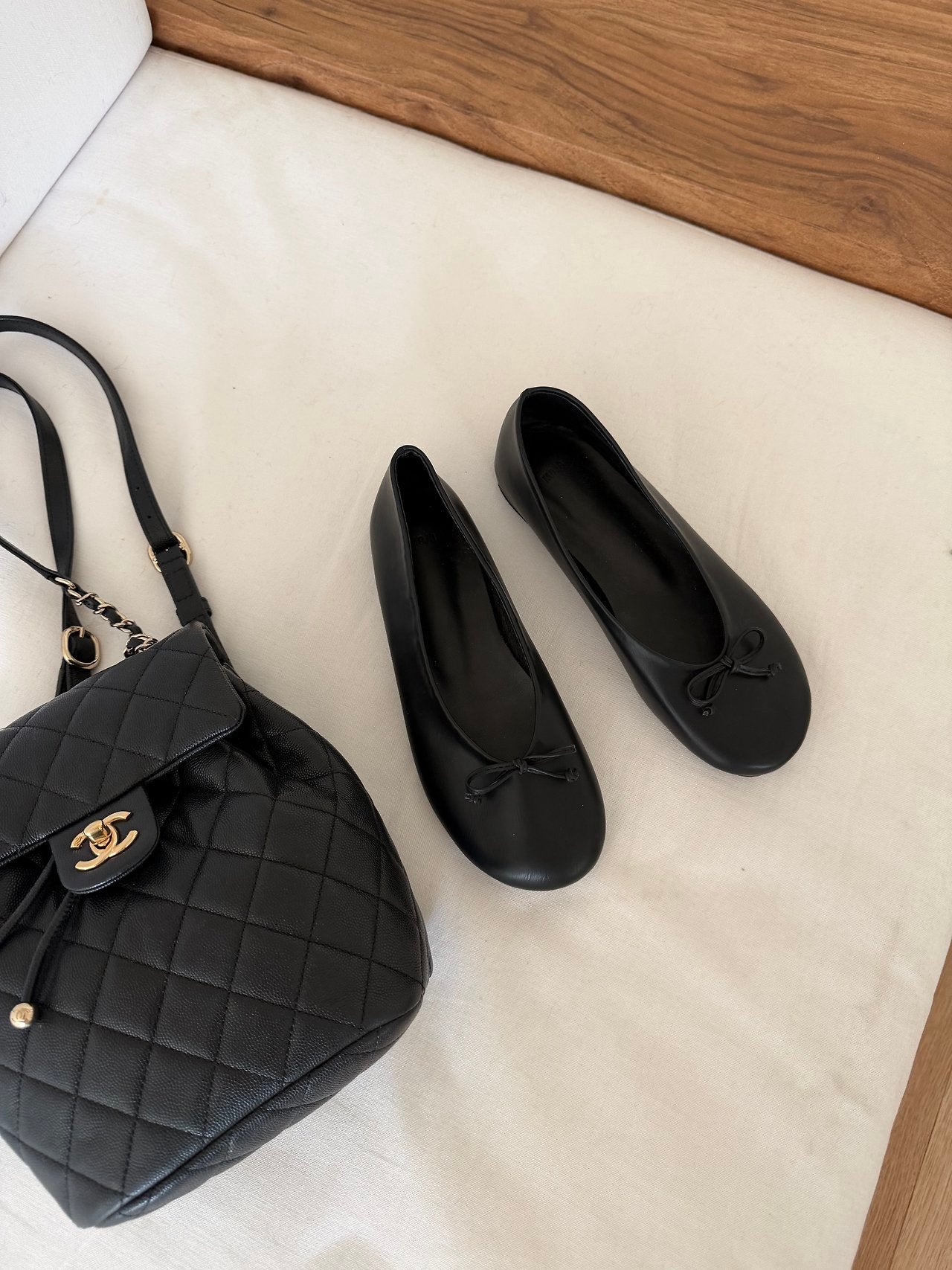Soft Round Ribbon Flats