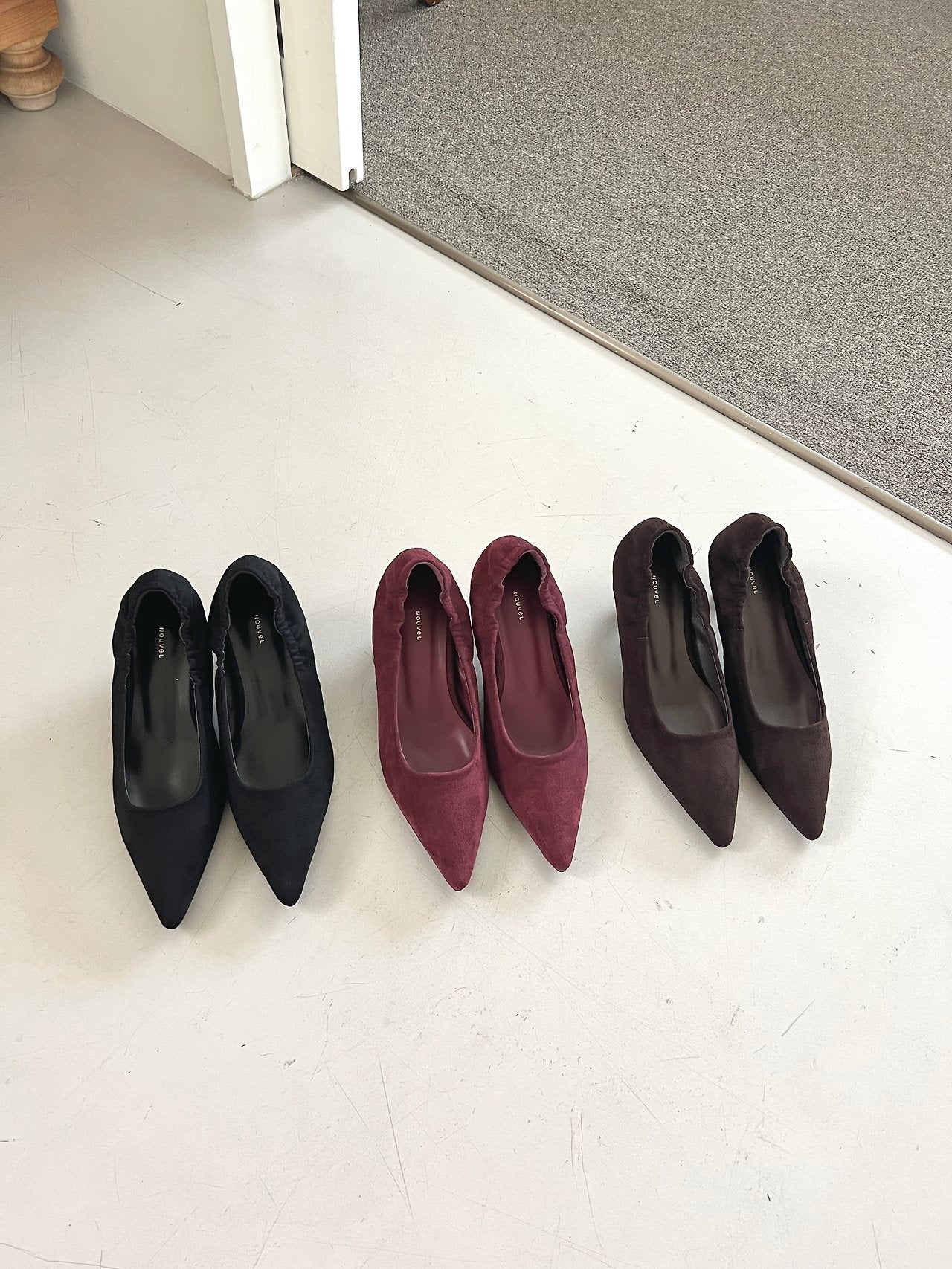Suede 5cm back-banding high heels