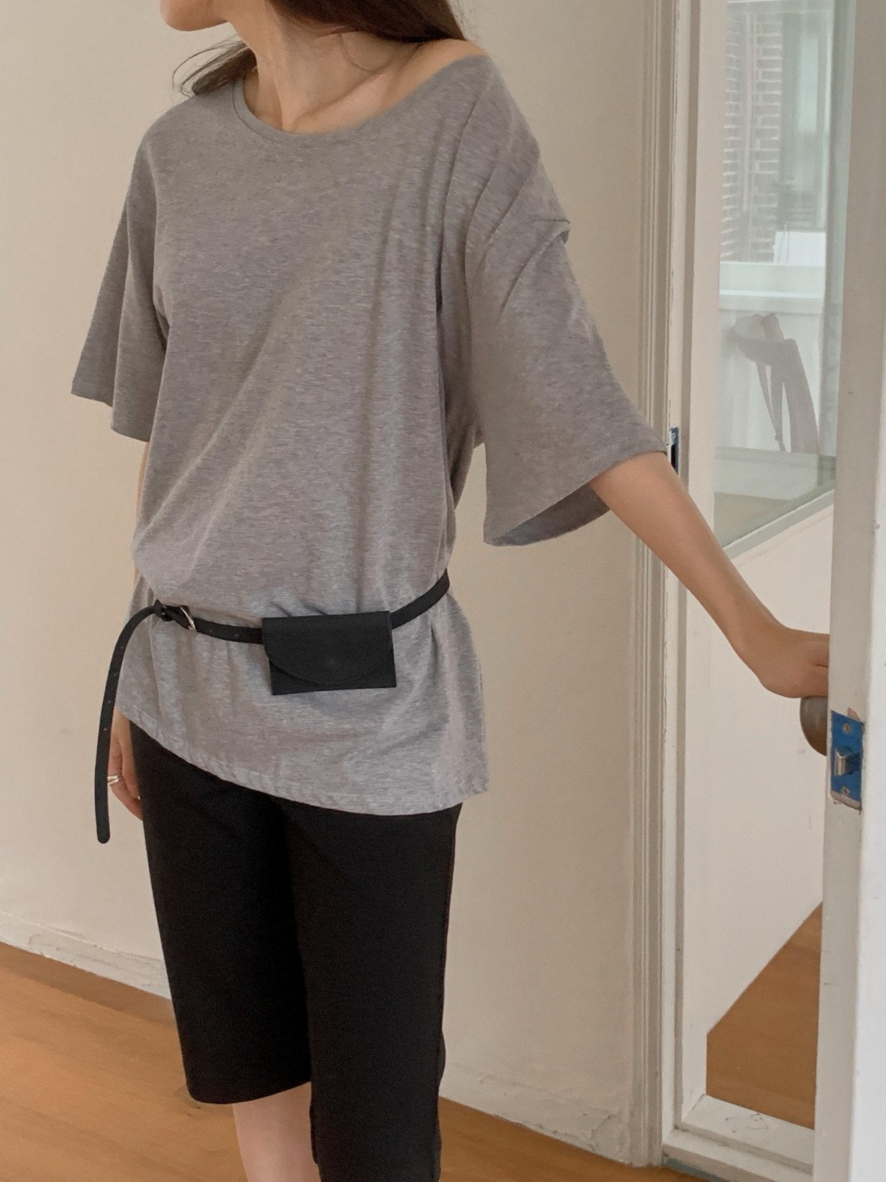Off-shoulder T-4col