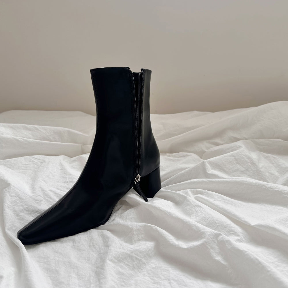 sol Ankle Boots Daily