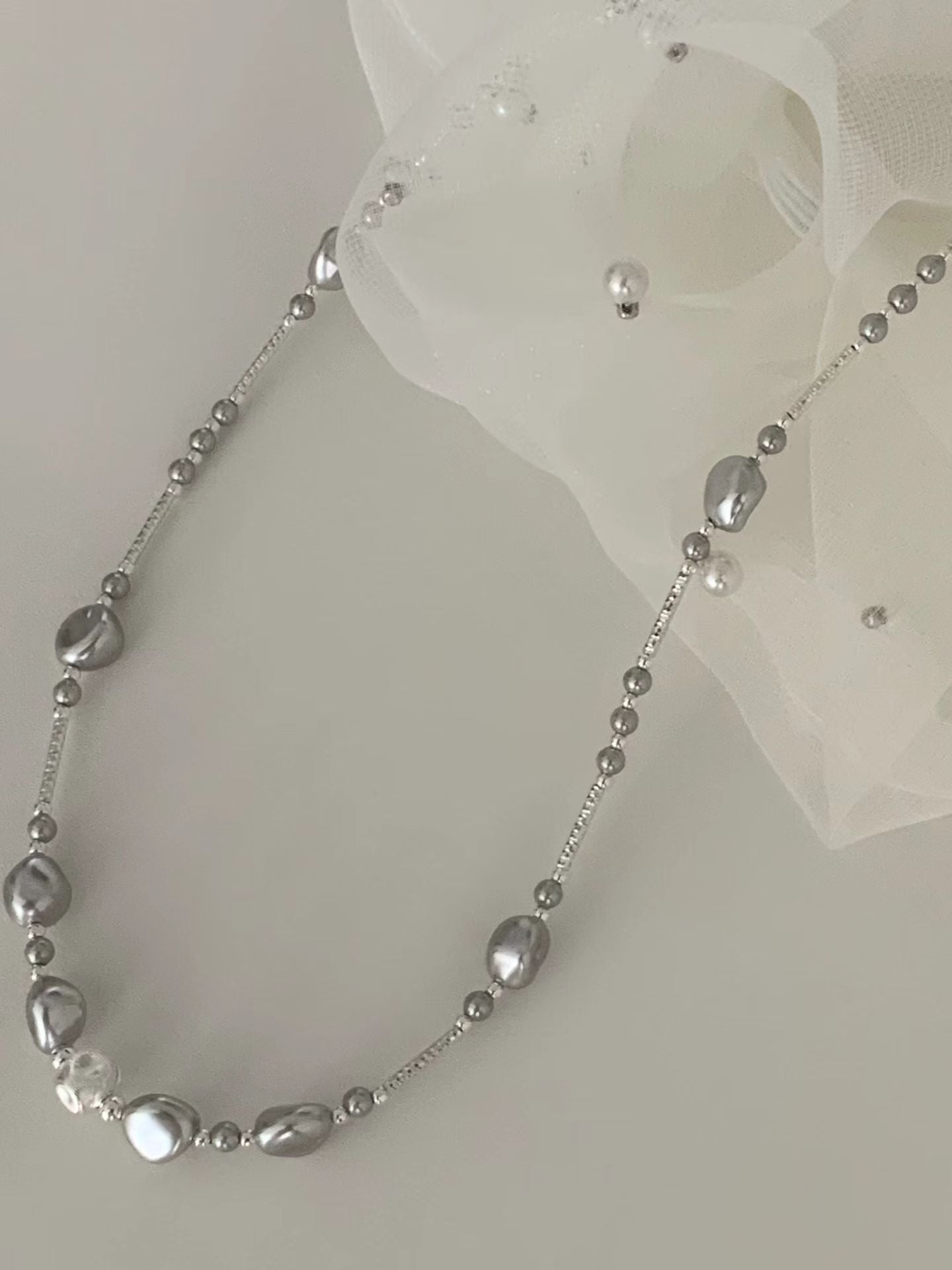silver pearl necklace