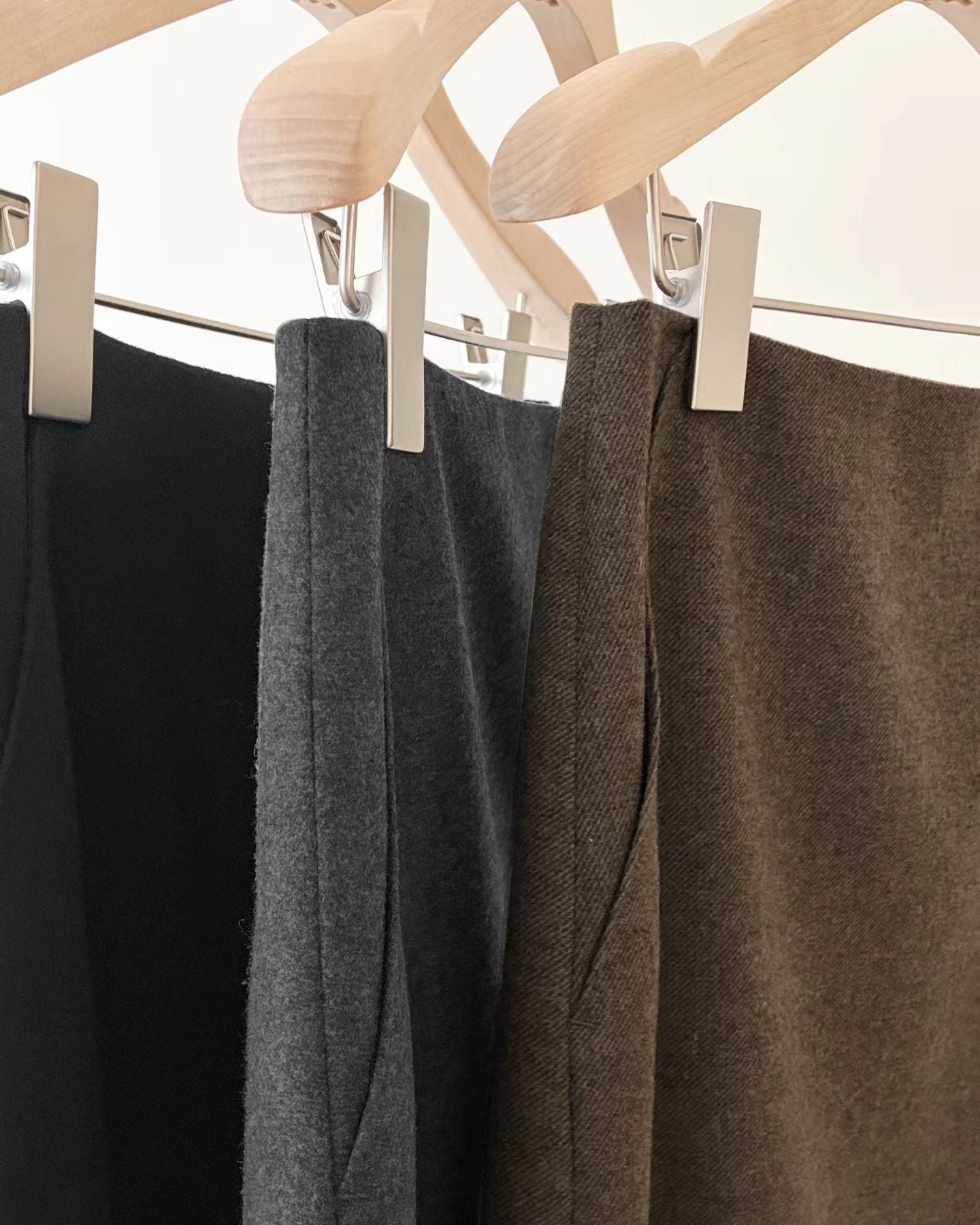 Ounce asto wool midi skirt-3col