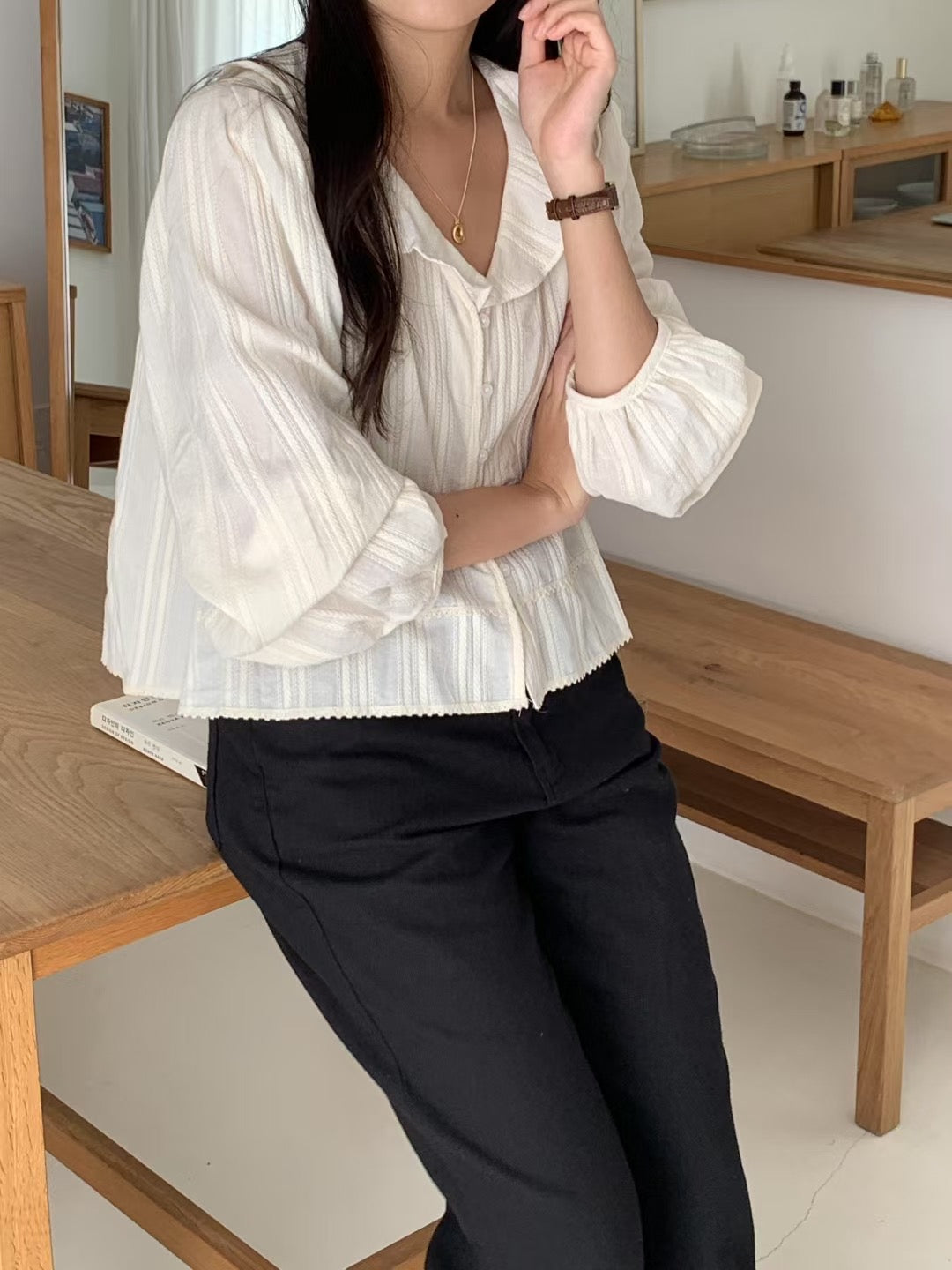 Rose frill lace blouse-2col