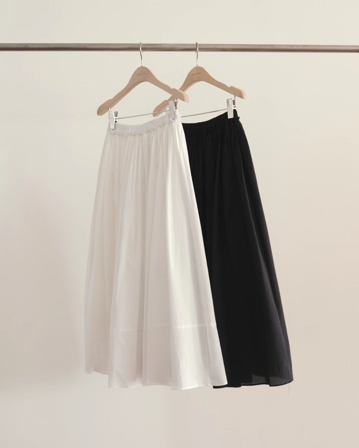 Ounce letter shirring skirt-2col