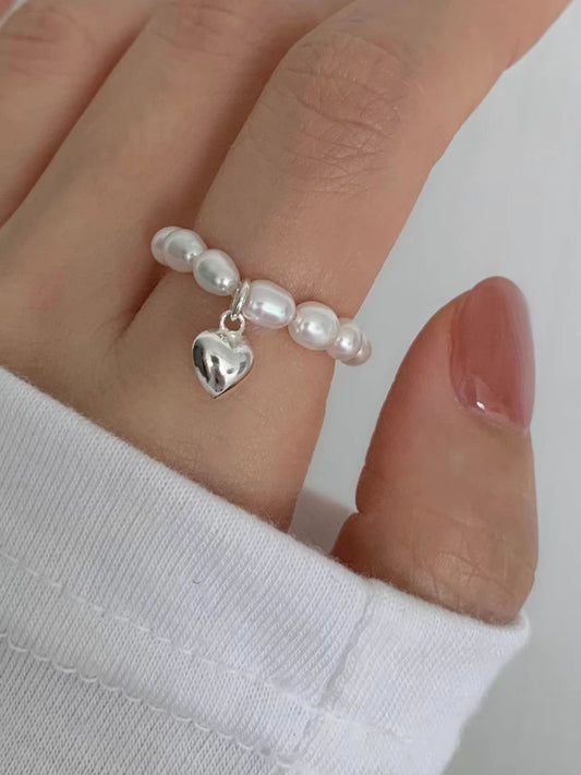 Heart pearl ring