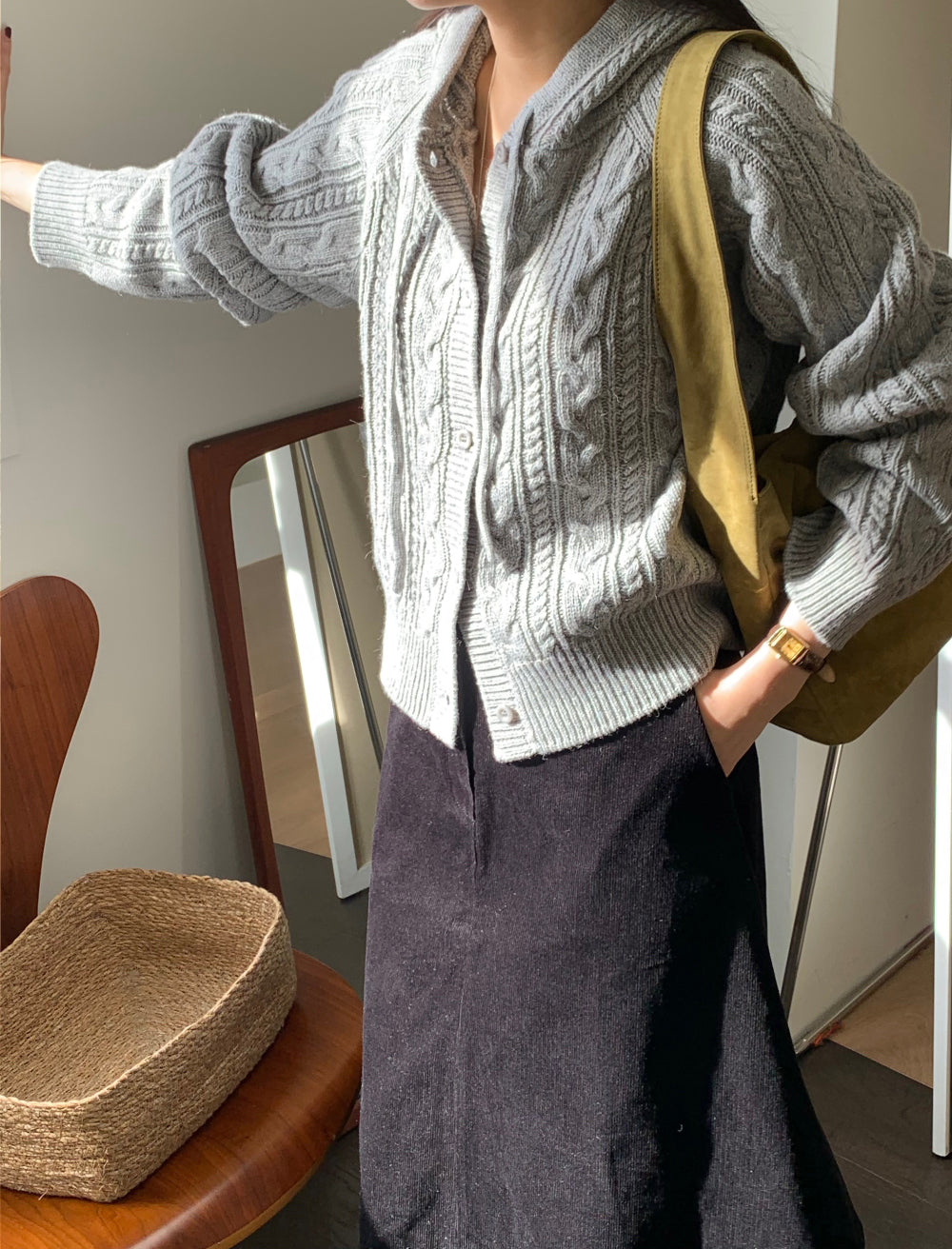 mona hood cardigan-3col