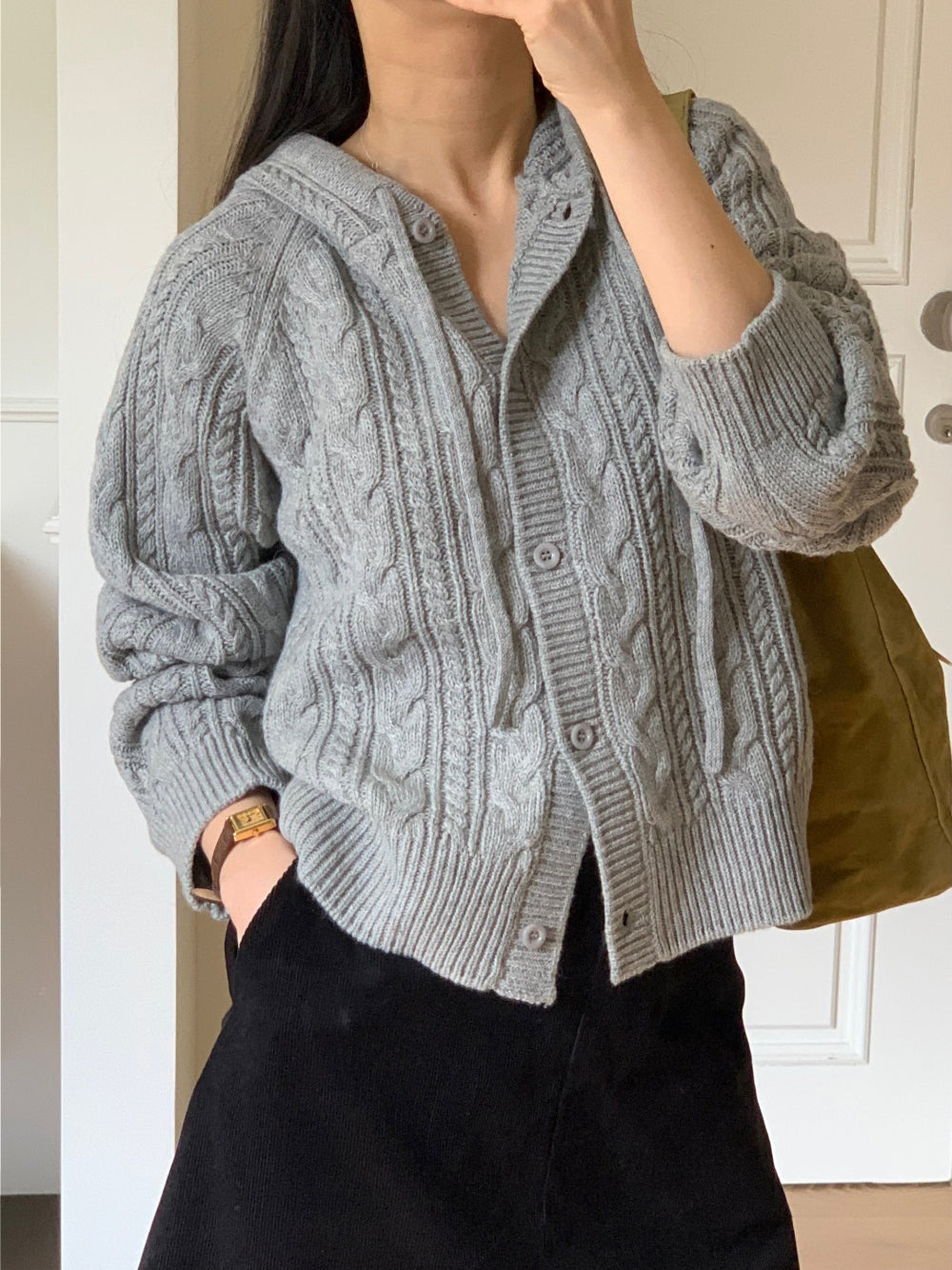 mona hood cardigan-3col