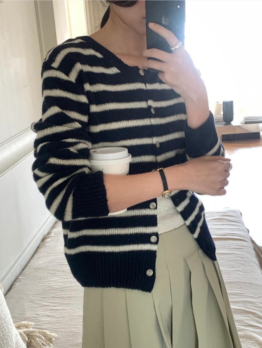 papiya cardigan-3col