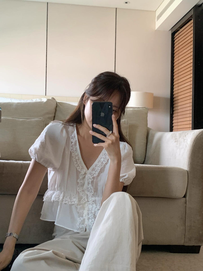 lliter netty lace blouse