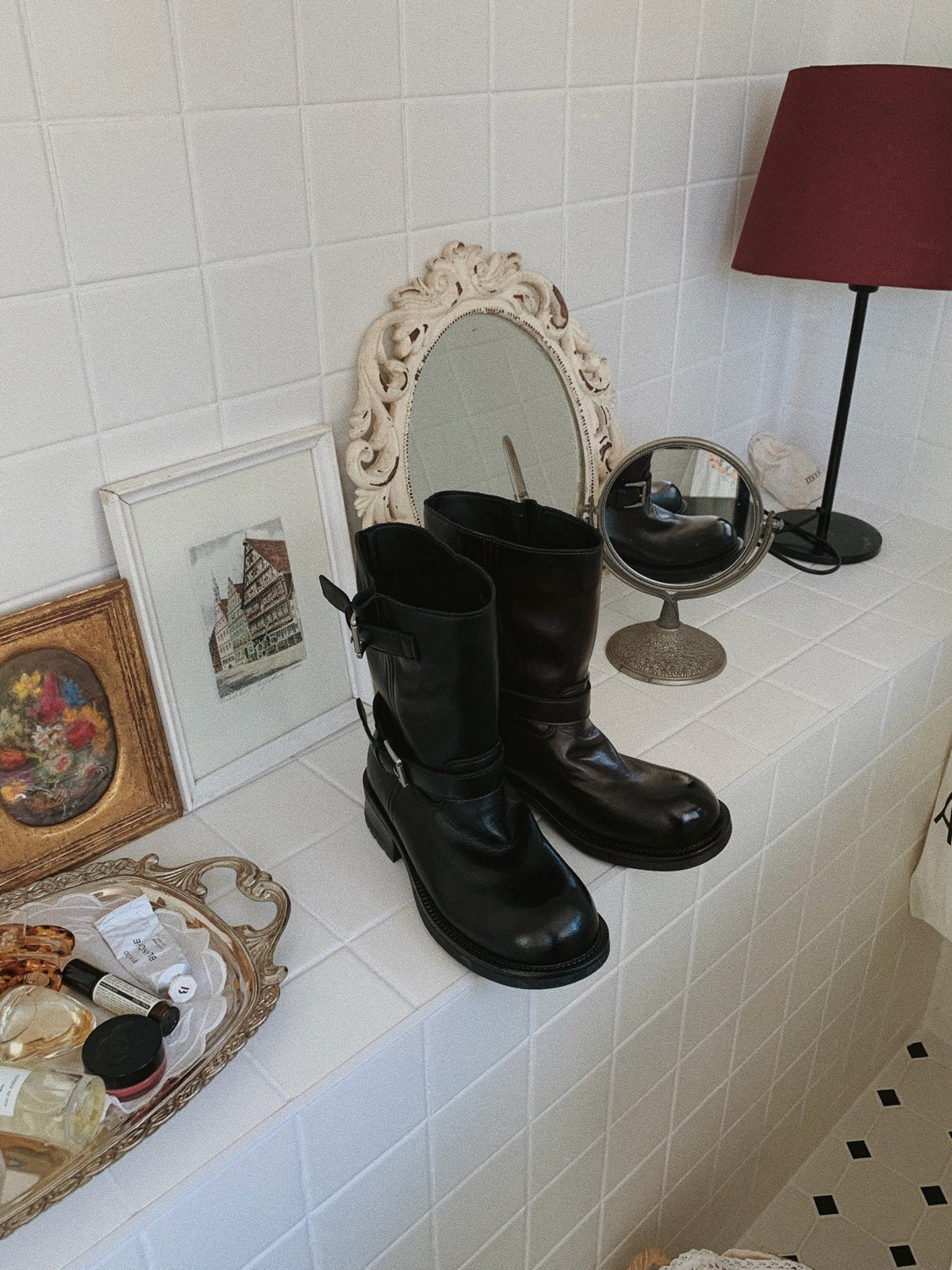 burnished leather buckle boots-2col